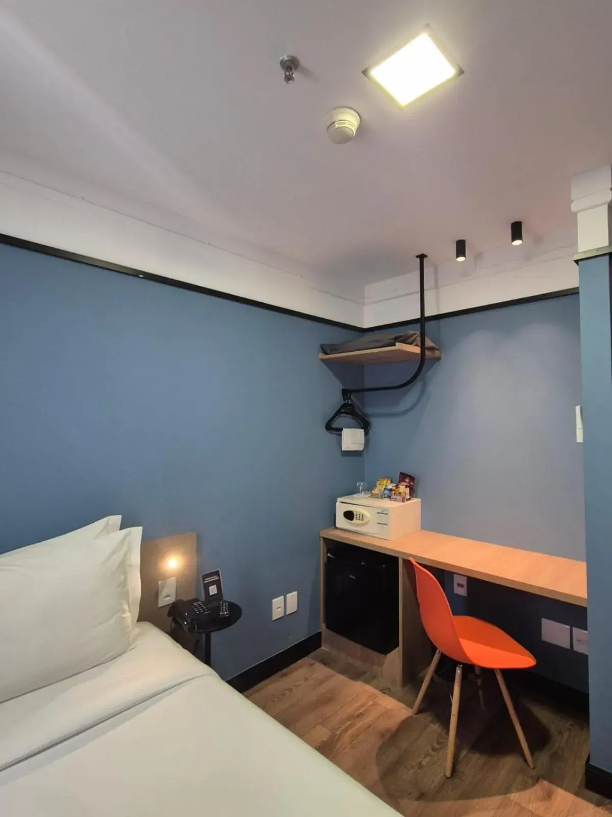 View (from property/room), Bed in Intercity São Paulo Nações Unidas View (from property/room), Bed in Intercity São Paulo Nações Unidas