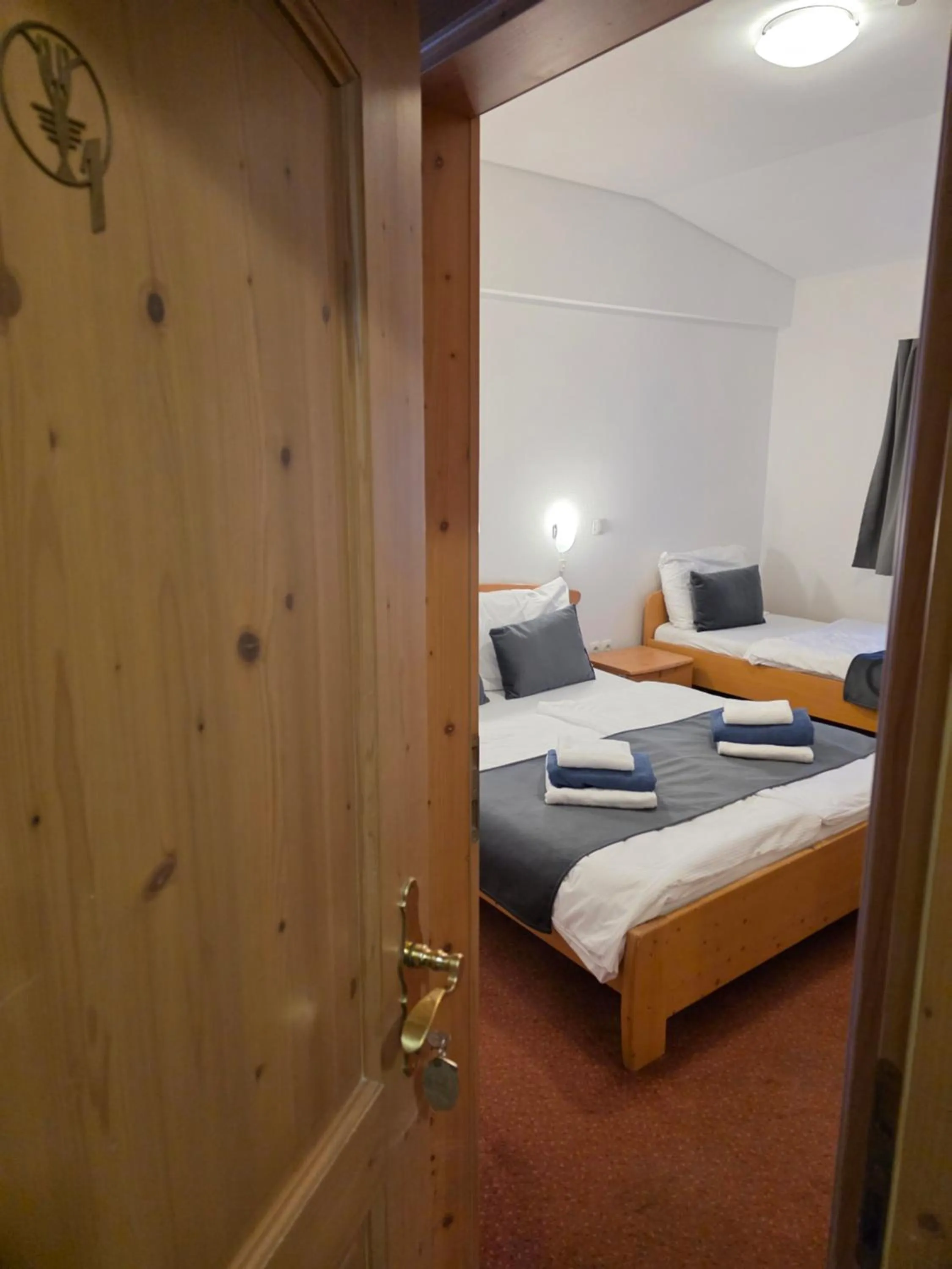 Bed in Hotel Rakov Skocjan