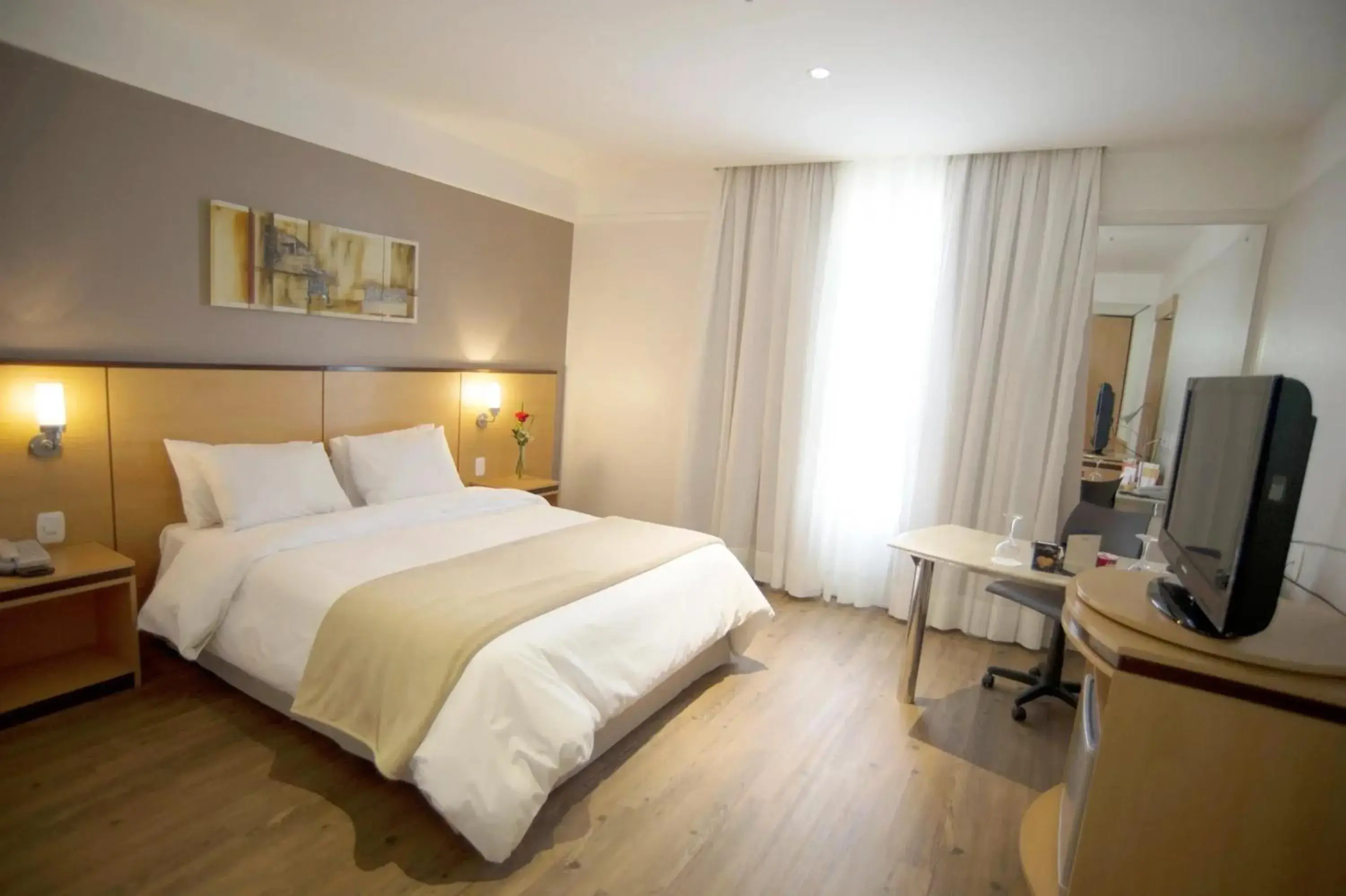 Luxury Double - single occupancy - 1 King Bed in Intercity Caxias do Sul Luxury Double - single occupancy - 1 King Bed in Intercity Caxias do Sul