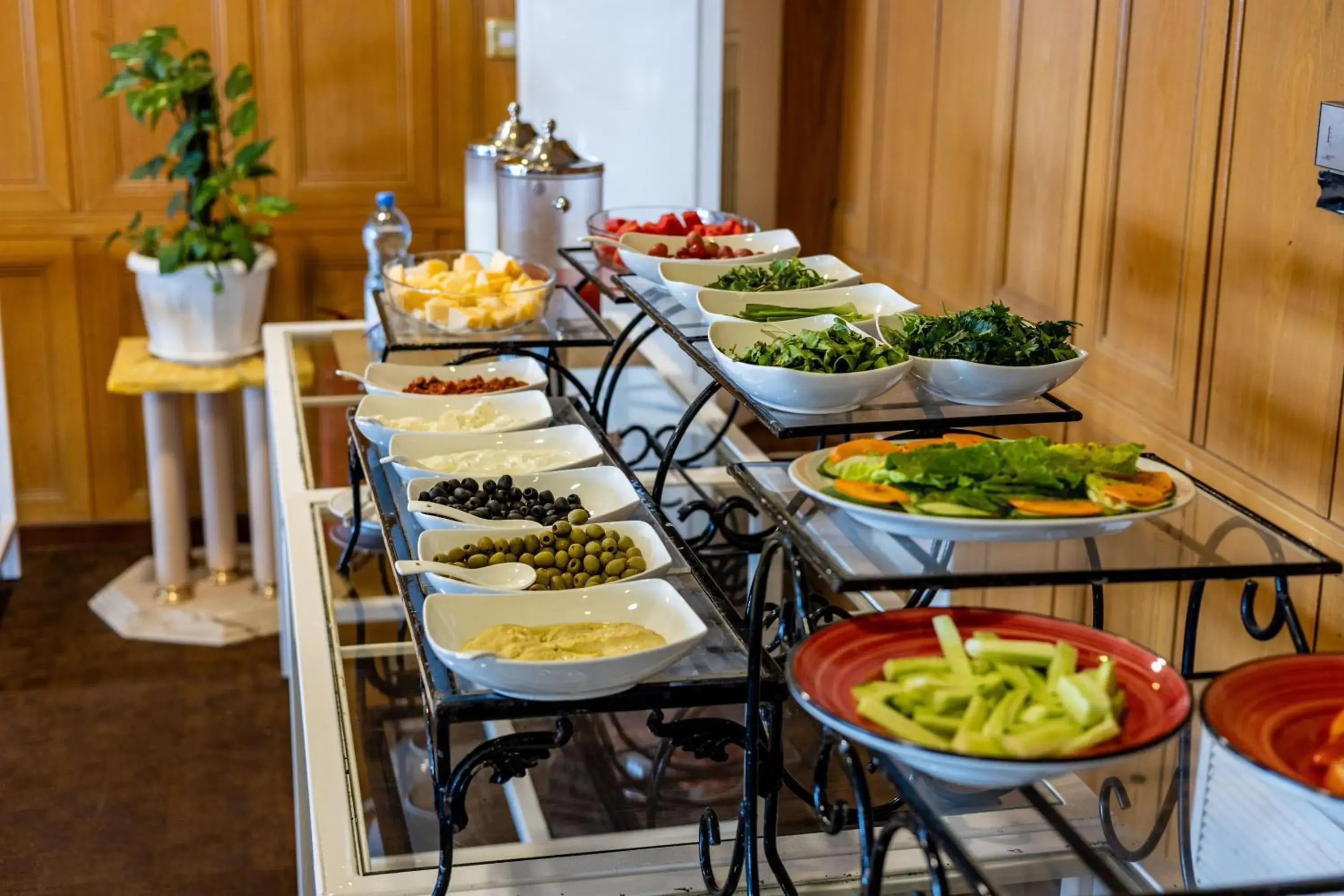 Breakfast in Hamdan Plaza Hotel Salalah, an HTG Hotel Breakfast in Hamdan Plaza Hotel Salalah, an HTG Hotel