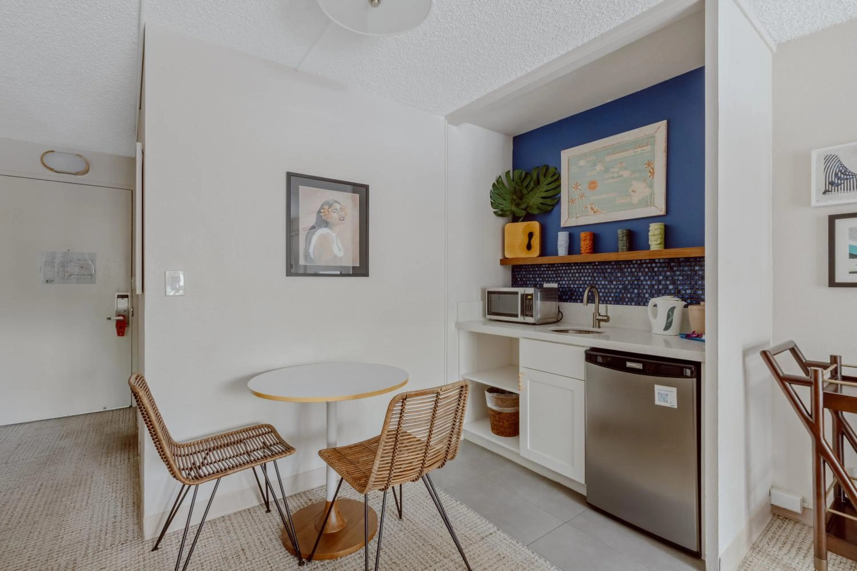 kitchen in White Sands Hotel