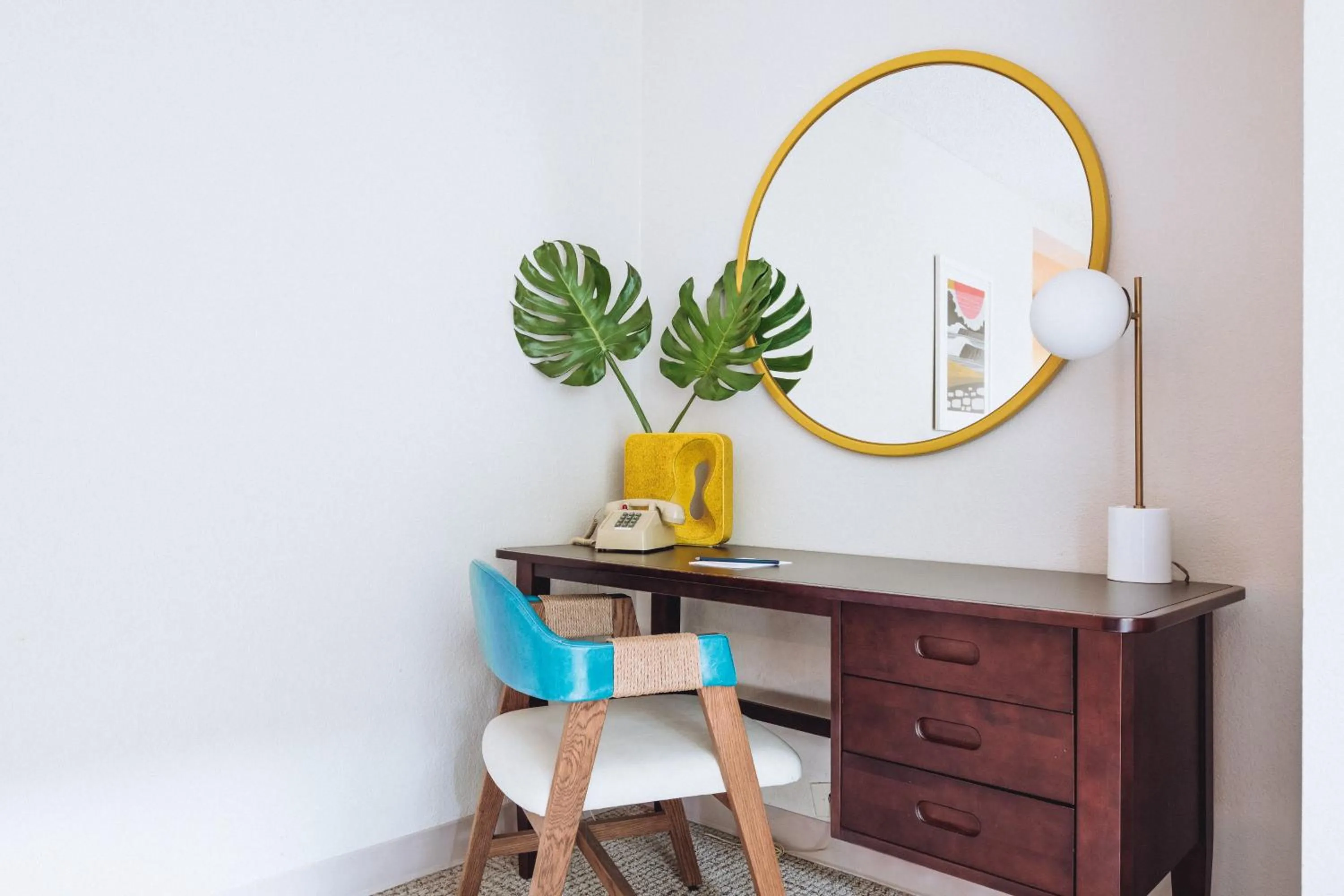 hair dresser in White Sands Hotel