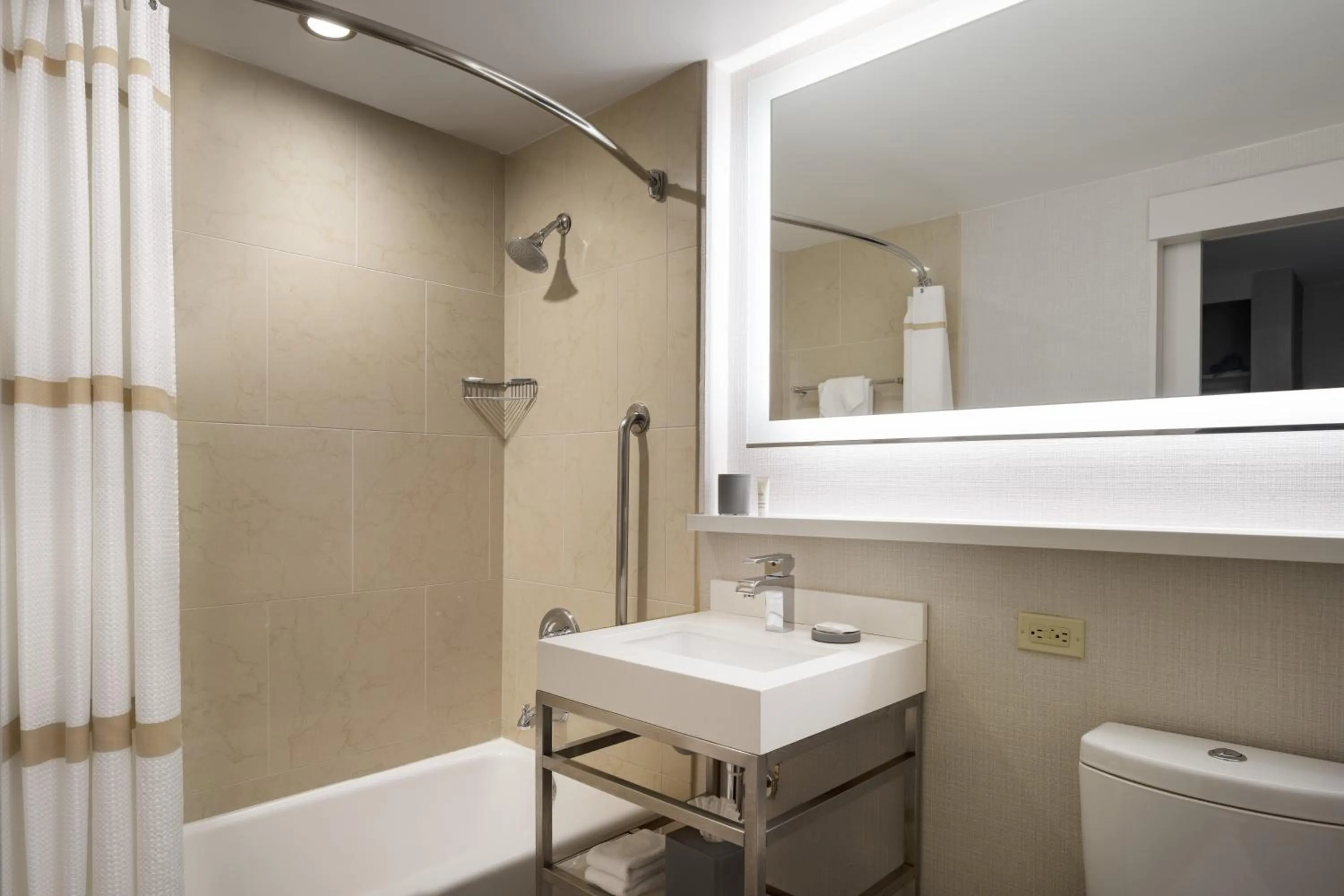 Bathroom in San Francisco Marriott Union Square