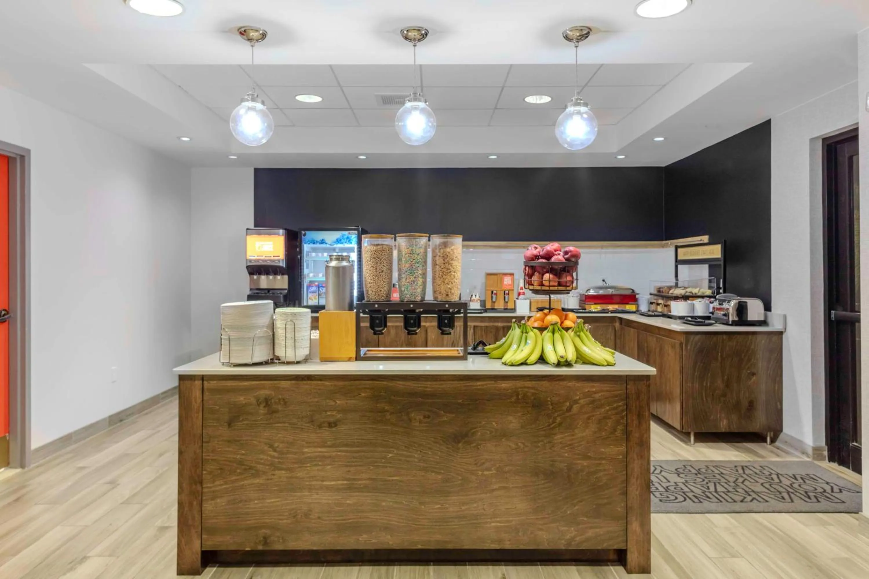 Breakfast in Hampton Inn Sarasota I-75 Bee Ridge