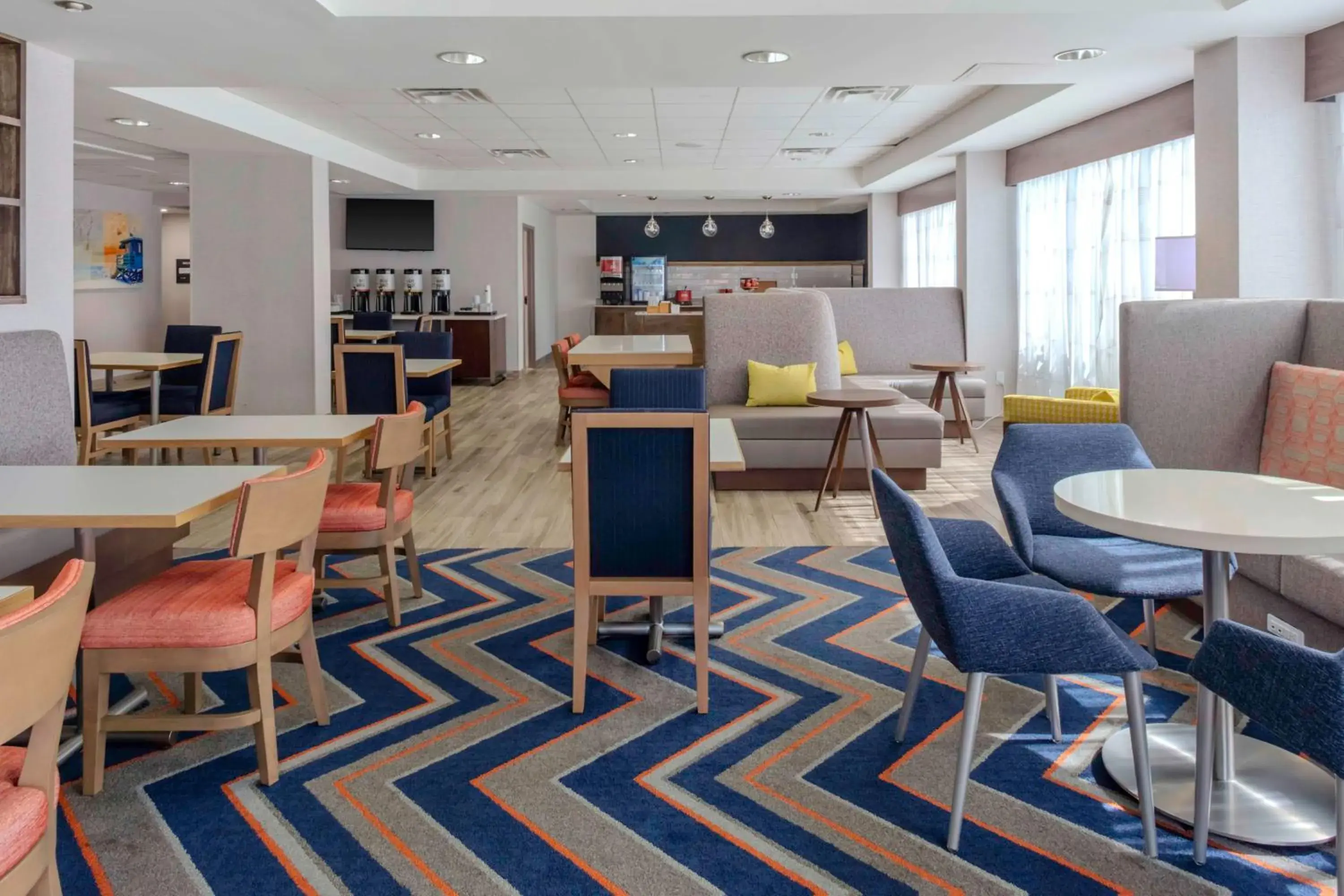 Lobby or reception in Hampton Inn Sarasota I-75 Bee Ridge Lobby or reception in Hampton Inn Sarasota I-75 Bee Ridge