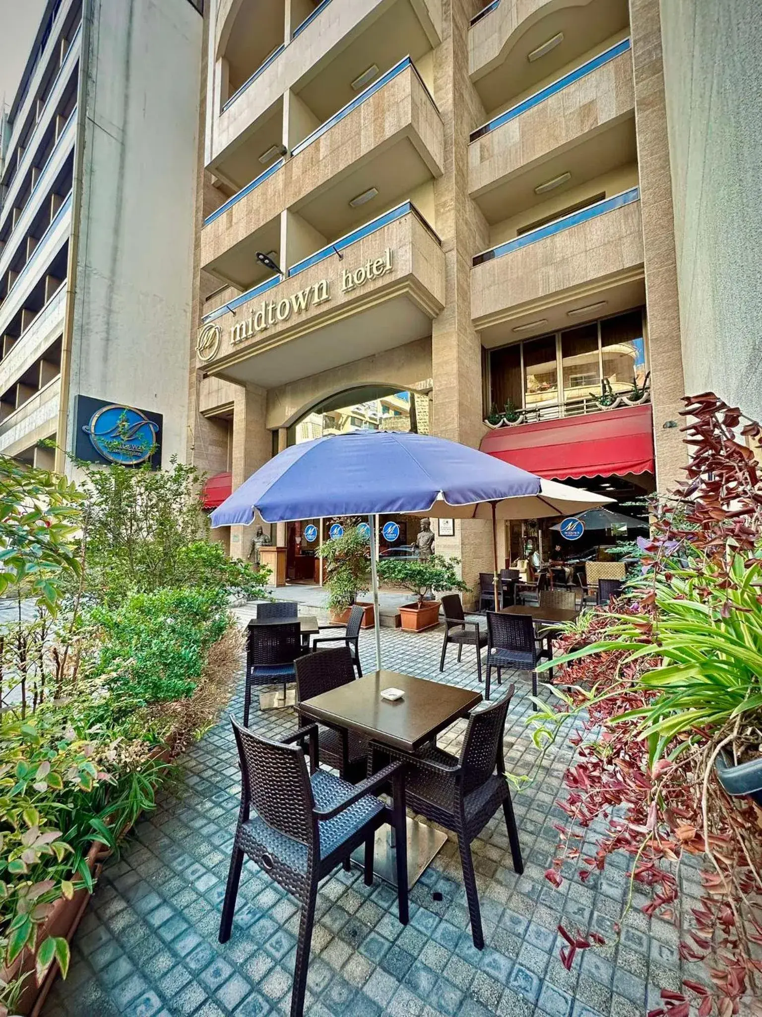 Property building in Midtown Hotel & Suites Property building in Midtown Hotel & Suites