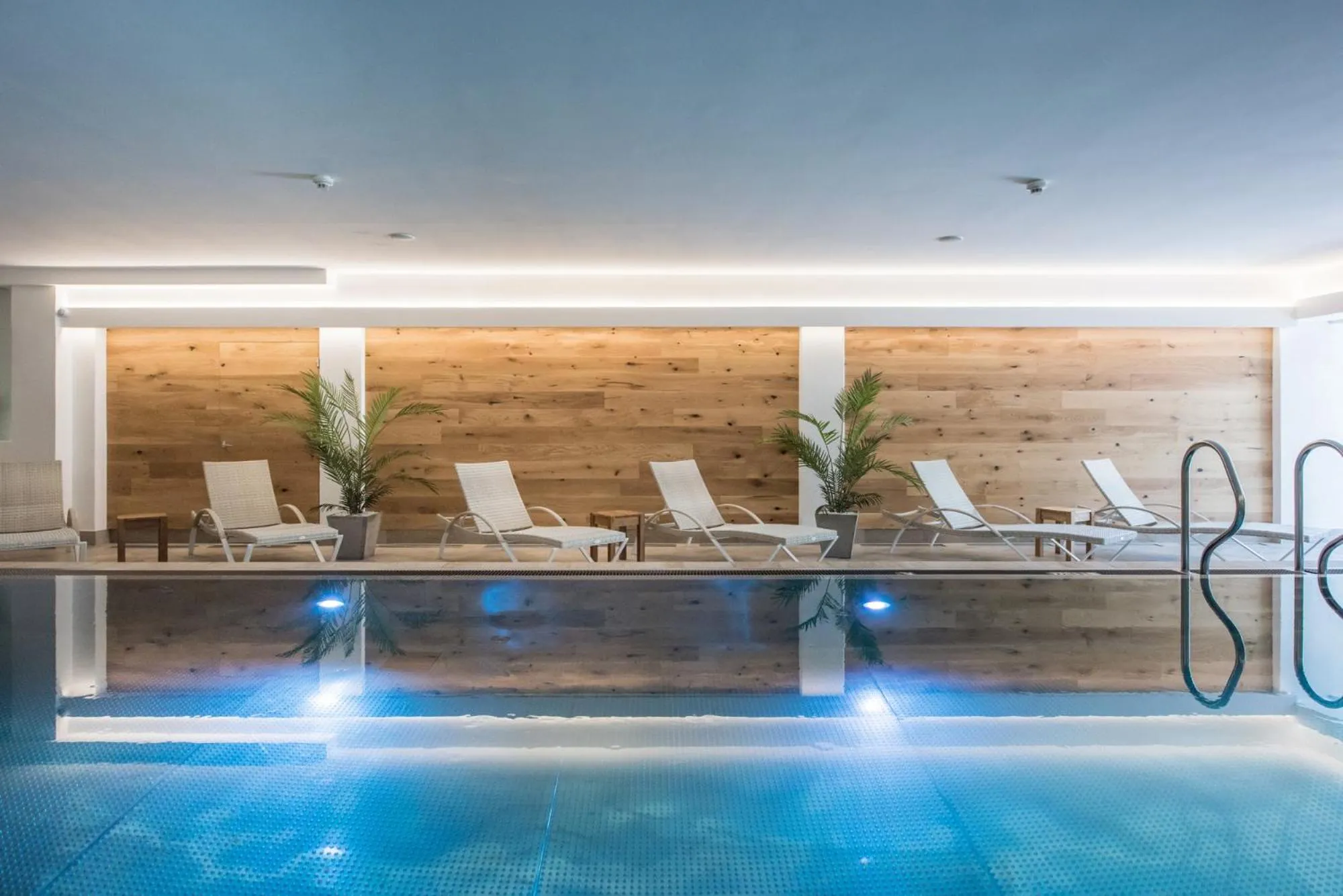 Pool view in Kertess