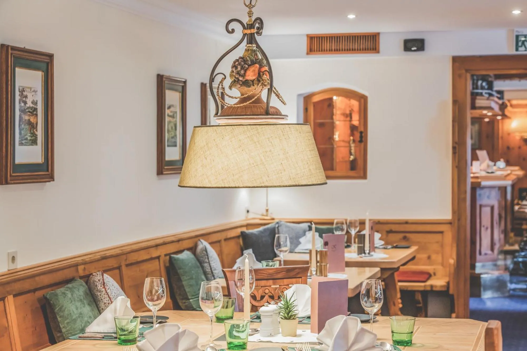 Restaurant/places to eat in Kertess