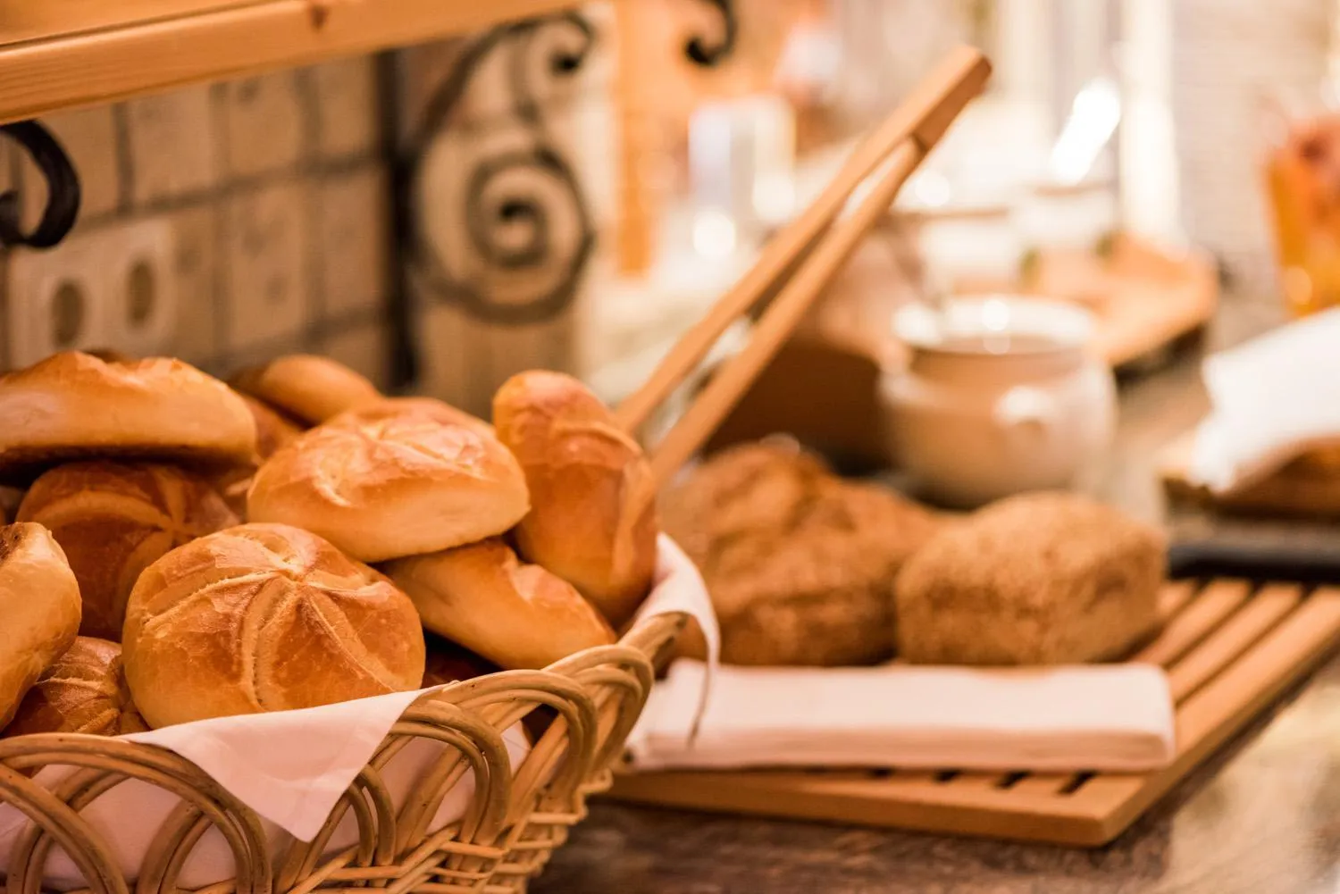 Buffet breakfast in Kertess