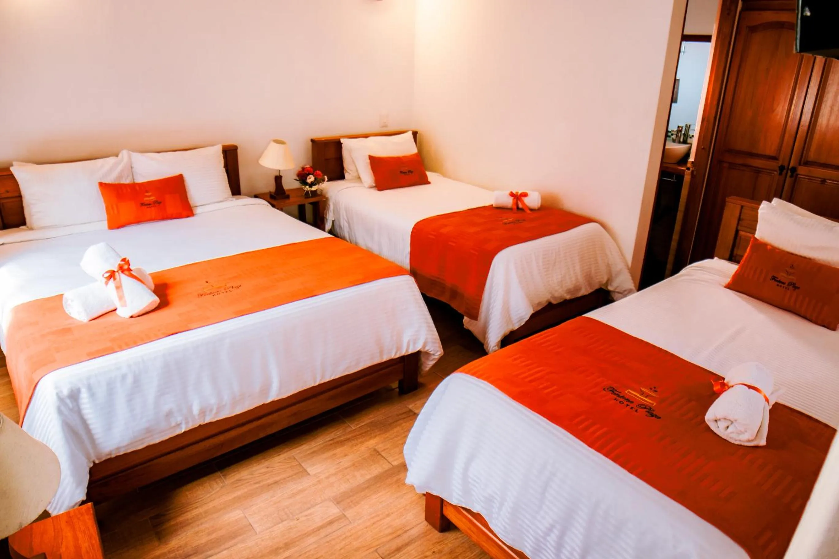 Bed in Fontana Plaza Hotel