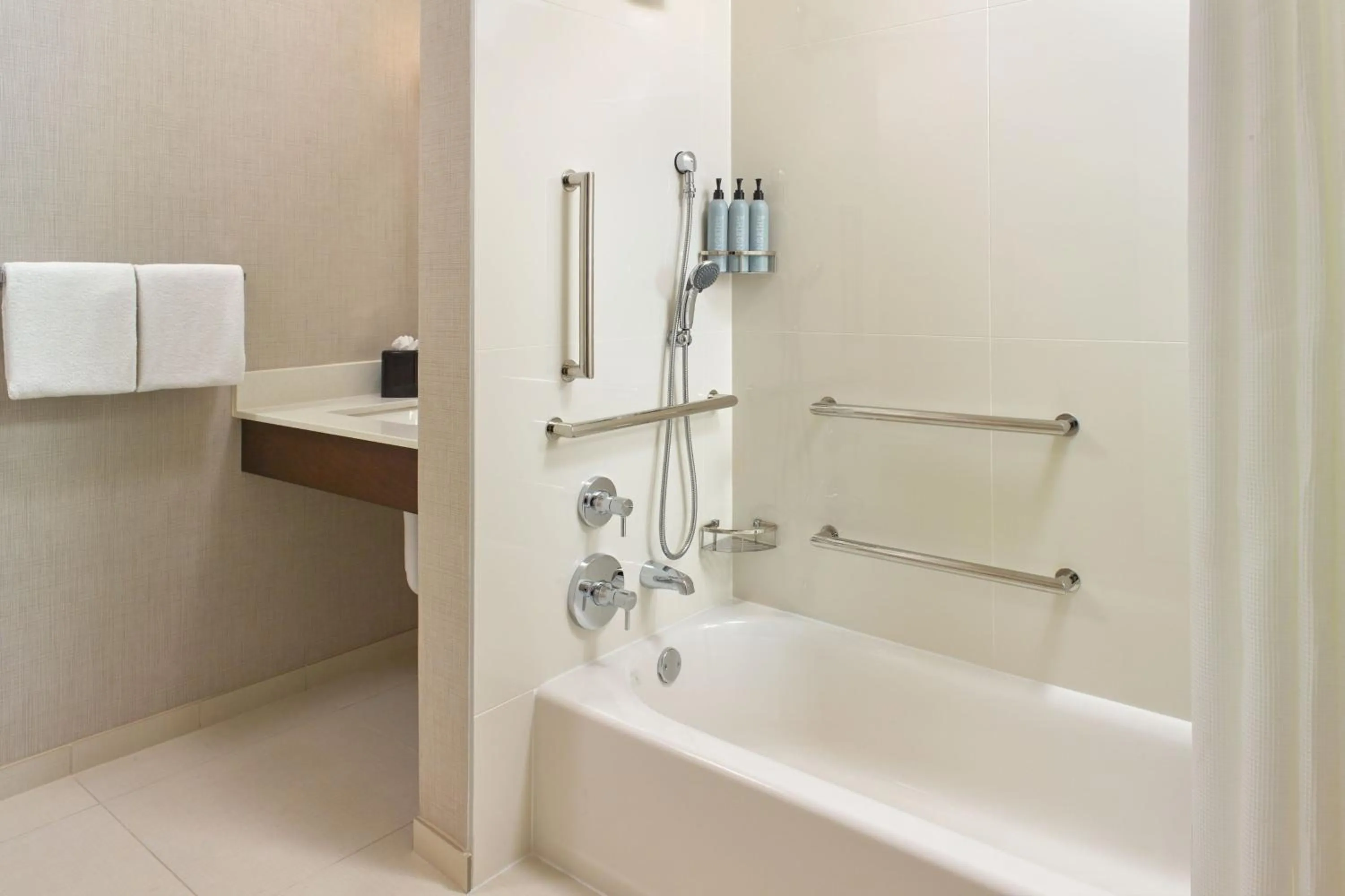 Bathroom in Residence Inn Washington, DC/ Downtown