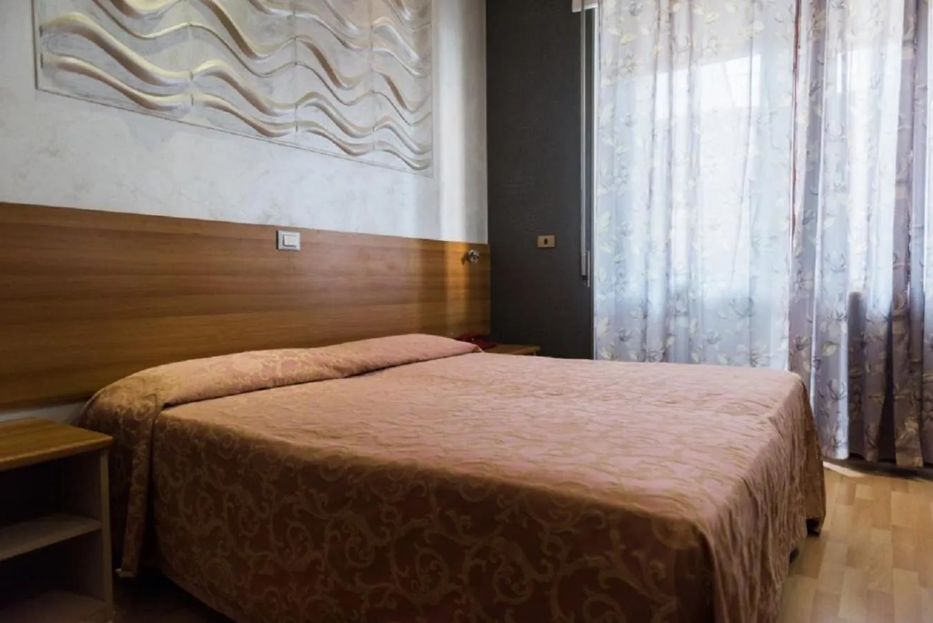 Bedroom in Hotel Royal