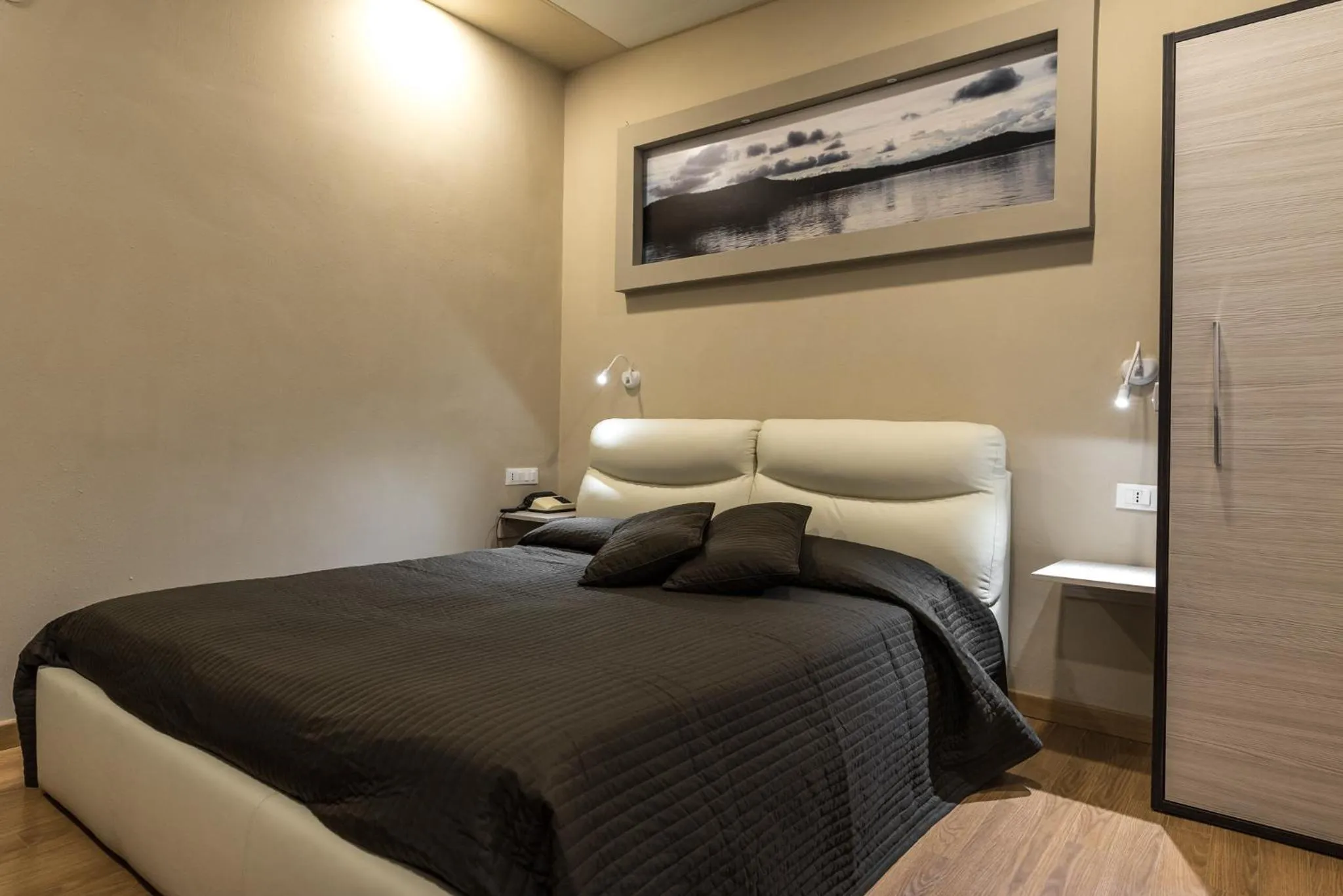 Bedroom in Hotel Royal