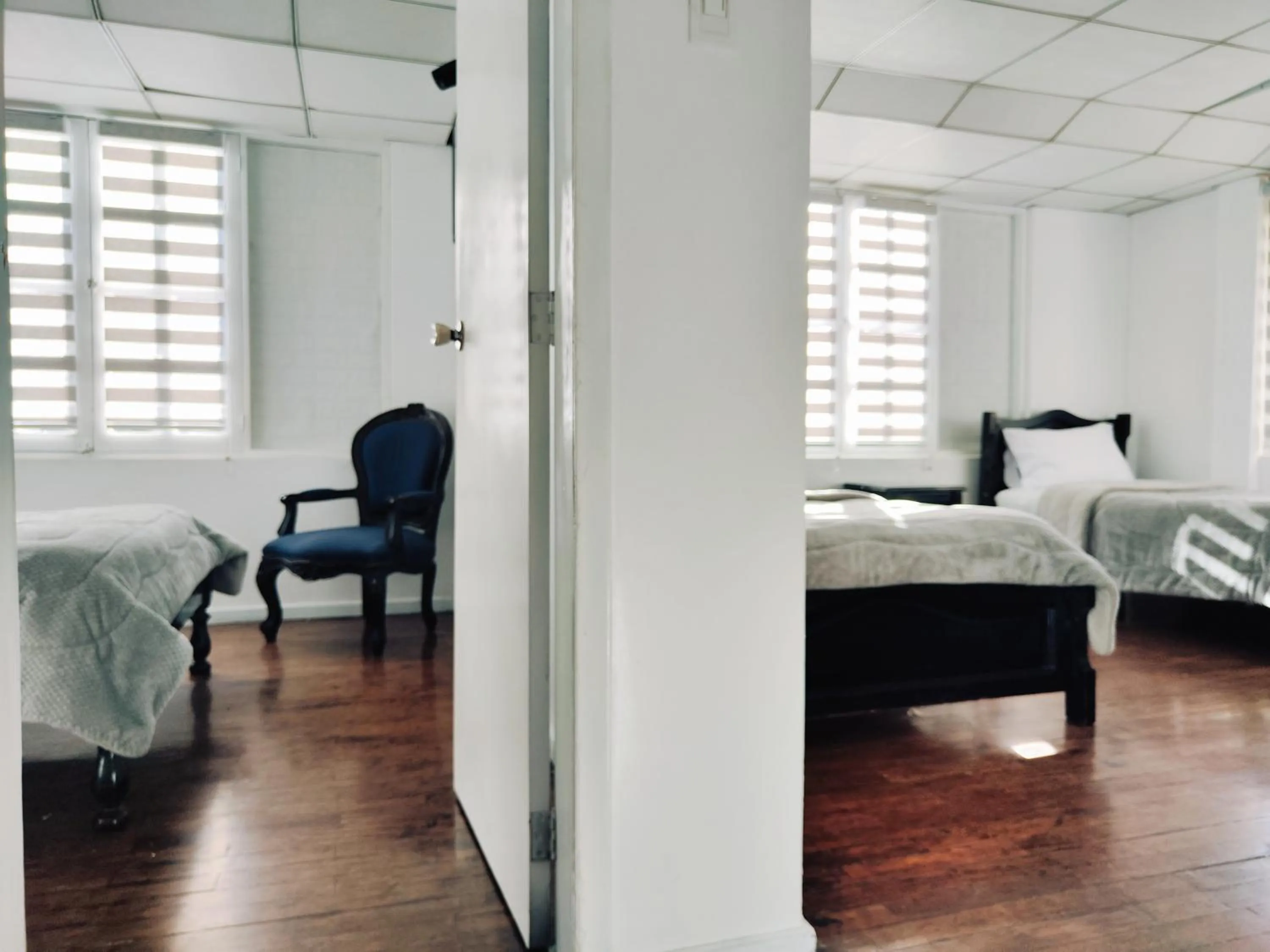 Photo of the whole room, Bed in Hotel Muros Quito