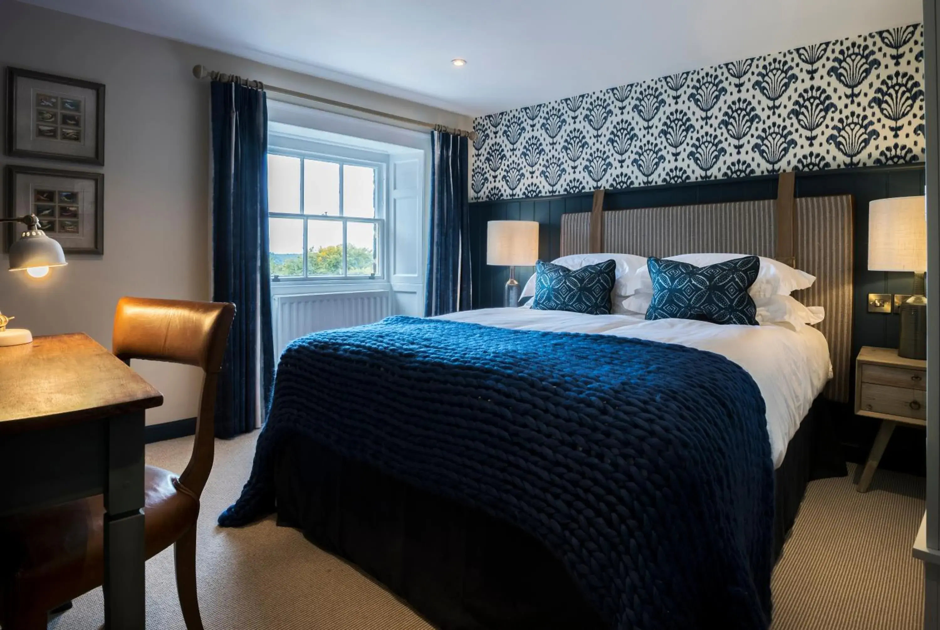 Double Room with Shower in The Cookie Jar Double Room with Shower in The Cookie Jar