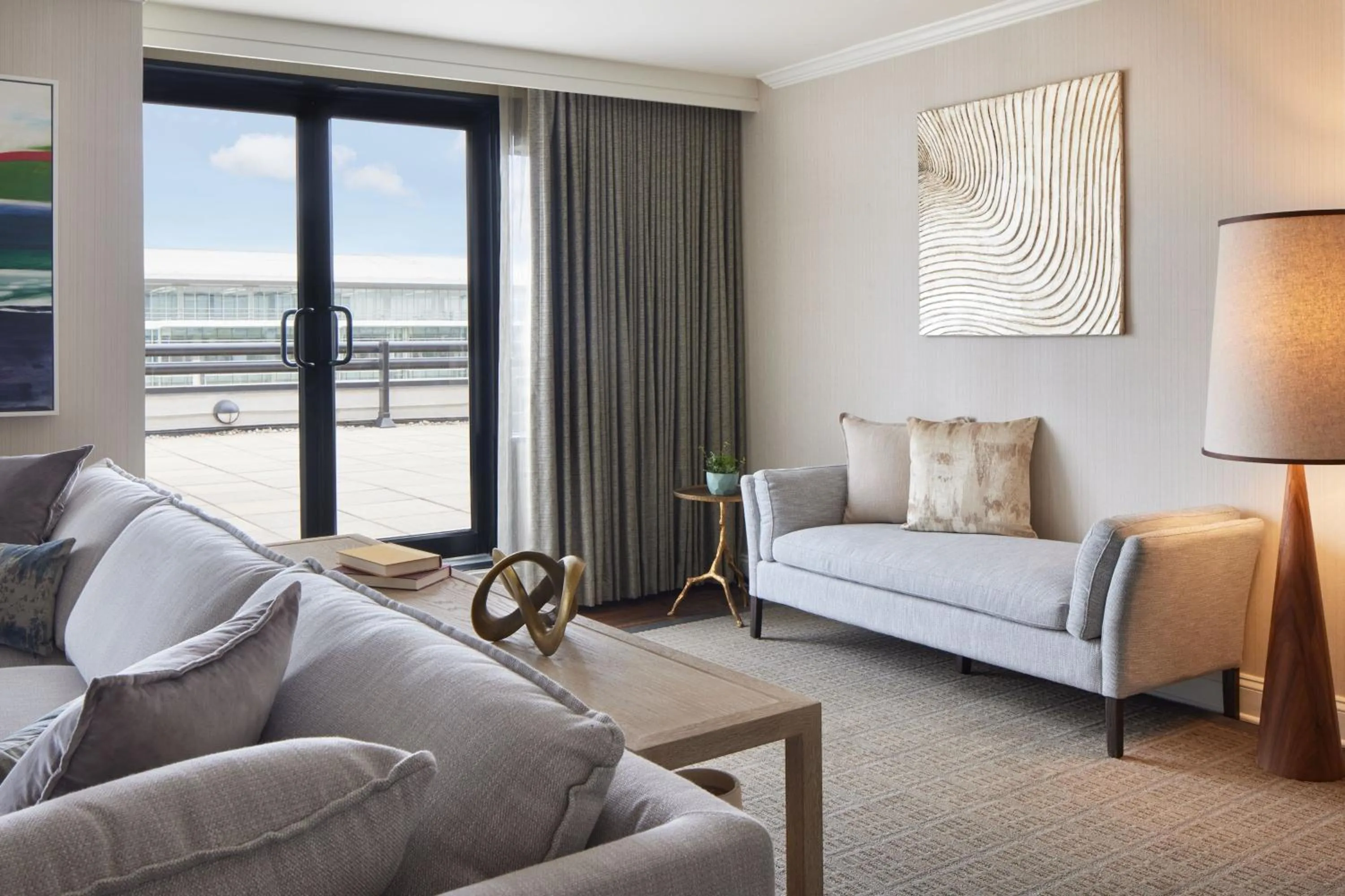 Photo of the whole room in The Westin DC Downtown