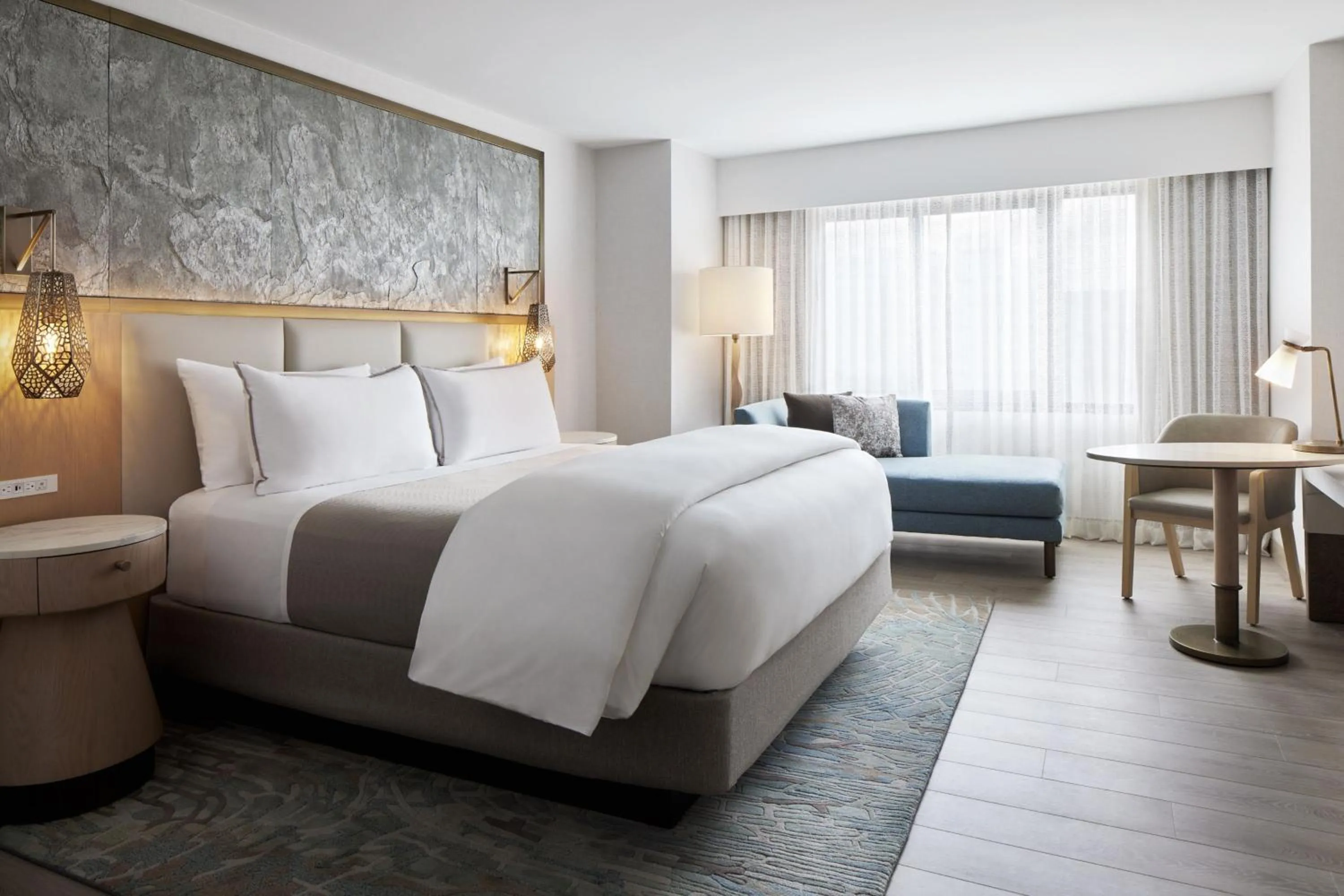 Photo of the whole room, Bed in The Westin DC Downtown