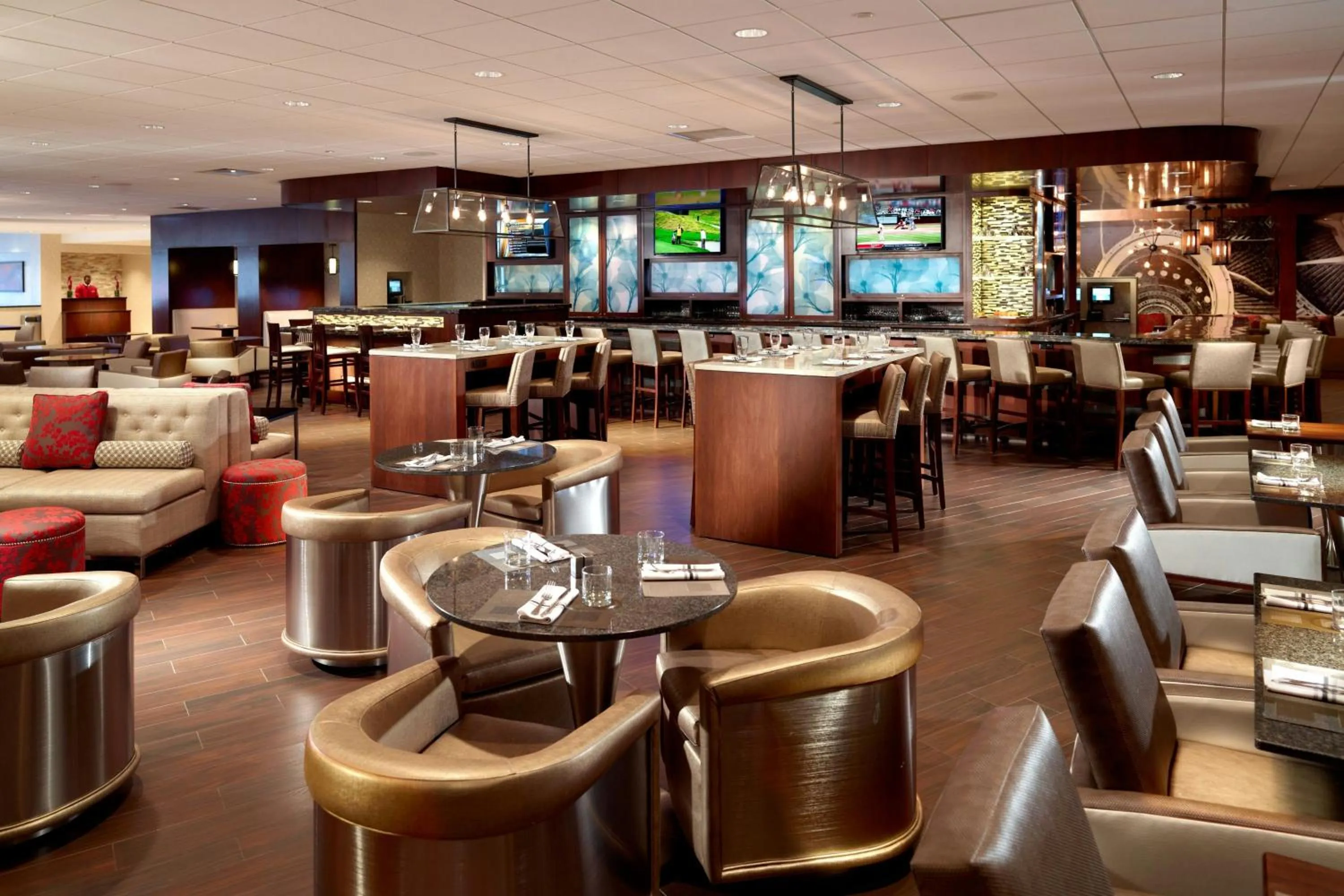 Restaurant/places to eat in Atlanta Airport Marriott