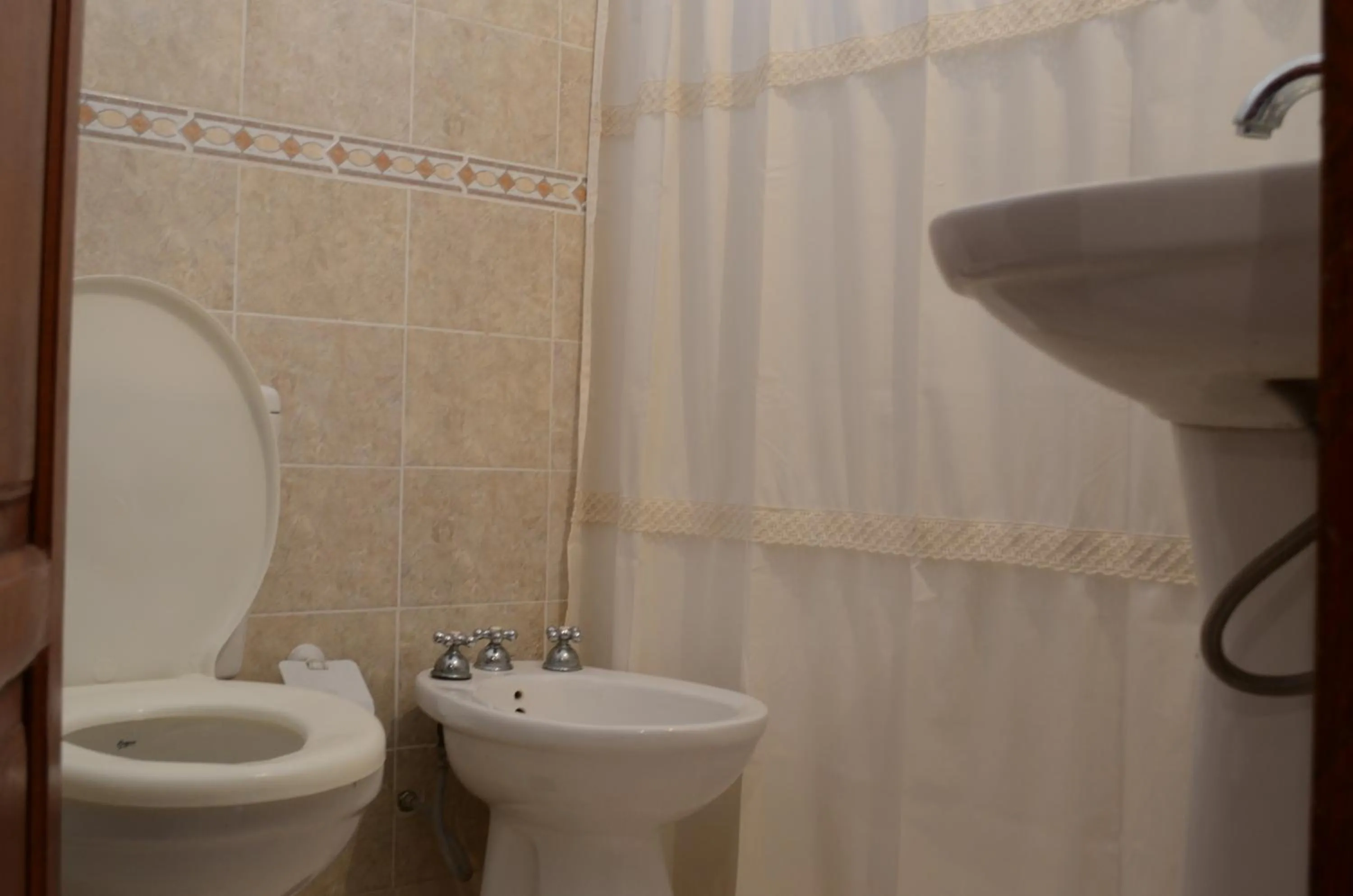 B3 Apartments