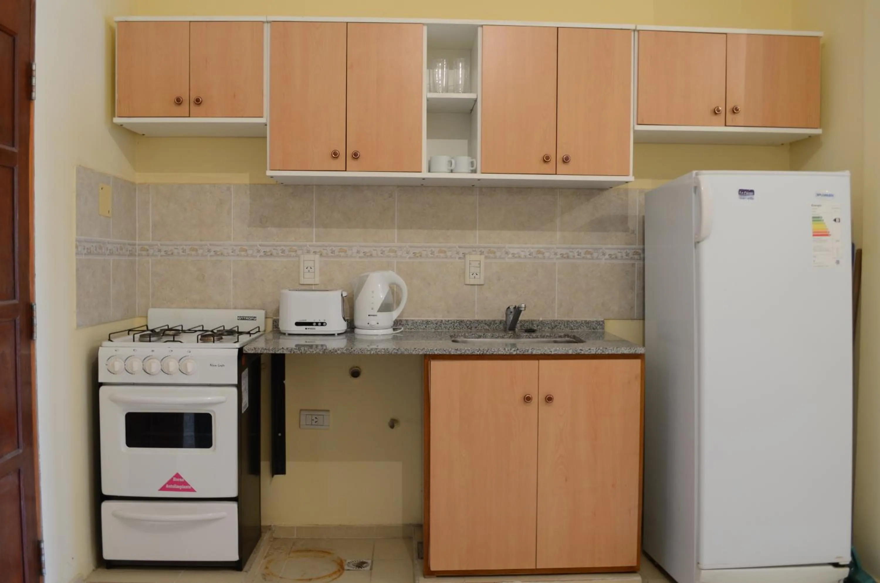 Kitchen or kitchenette in B3 Apartments