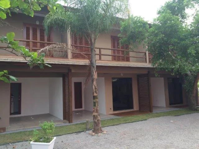 Facade/entrance in Vila dos Coqueiros