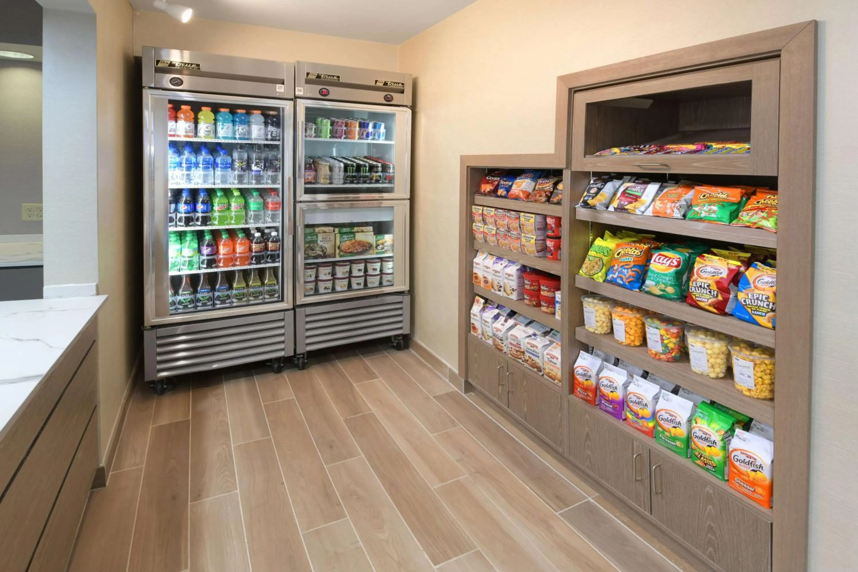 Lounge or bar in Sonesta ES Suites Albuquerque