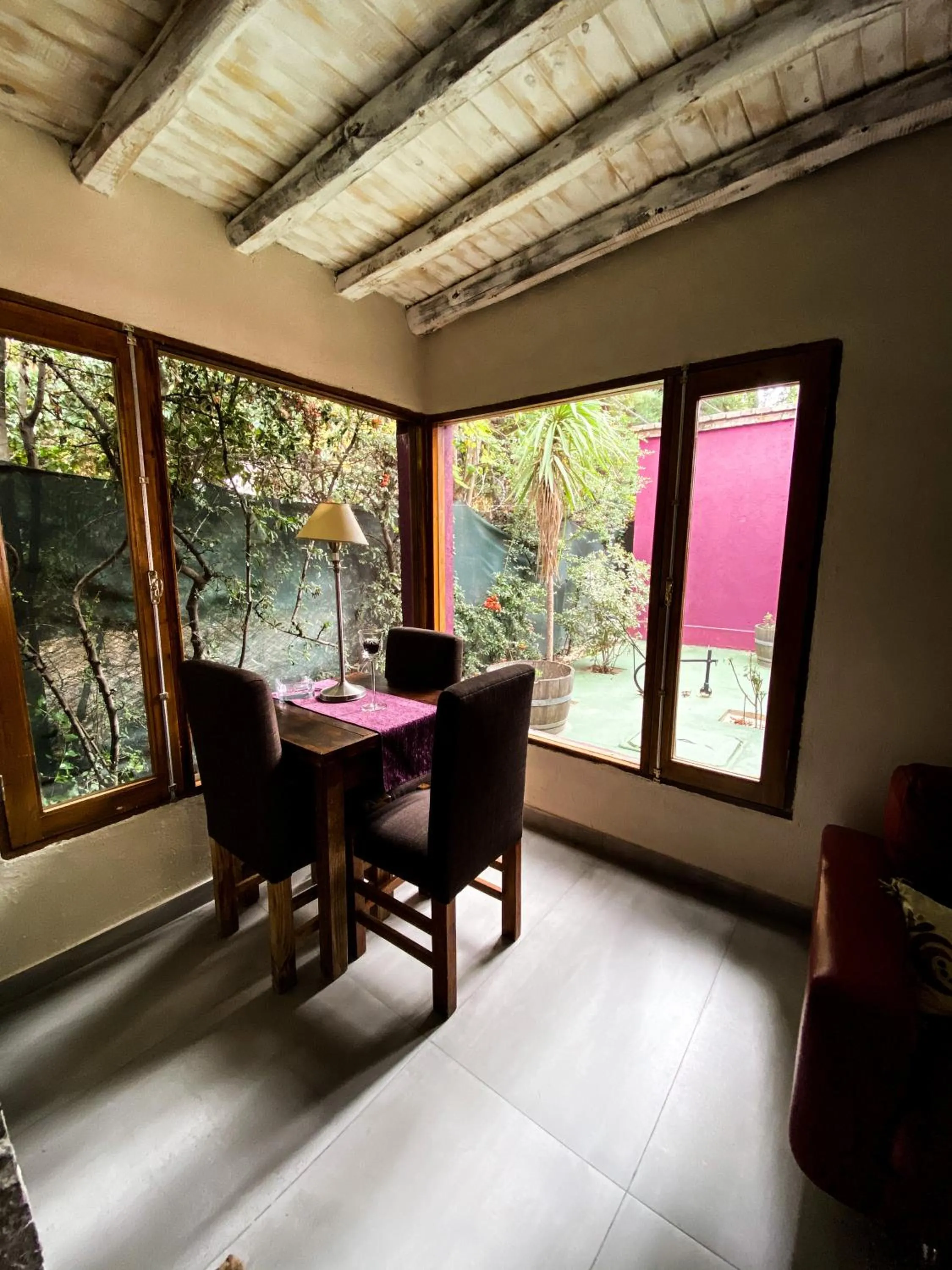 Dining area in Posada Borravino