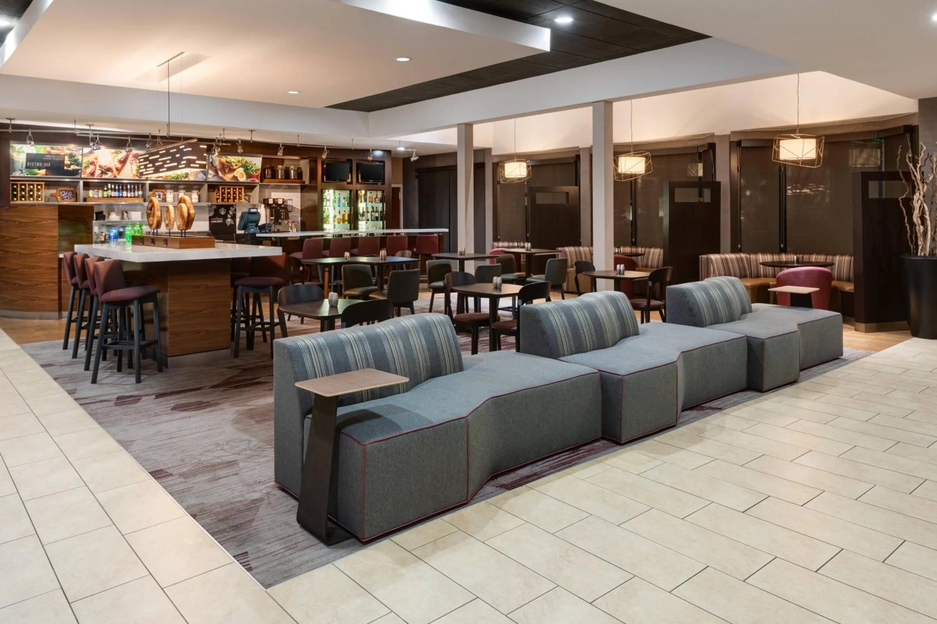 Restaurant/places to eat in Courtyard by Marriott Augusta