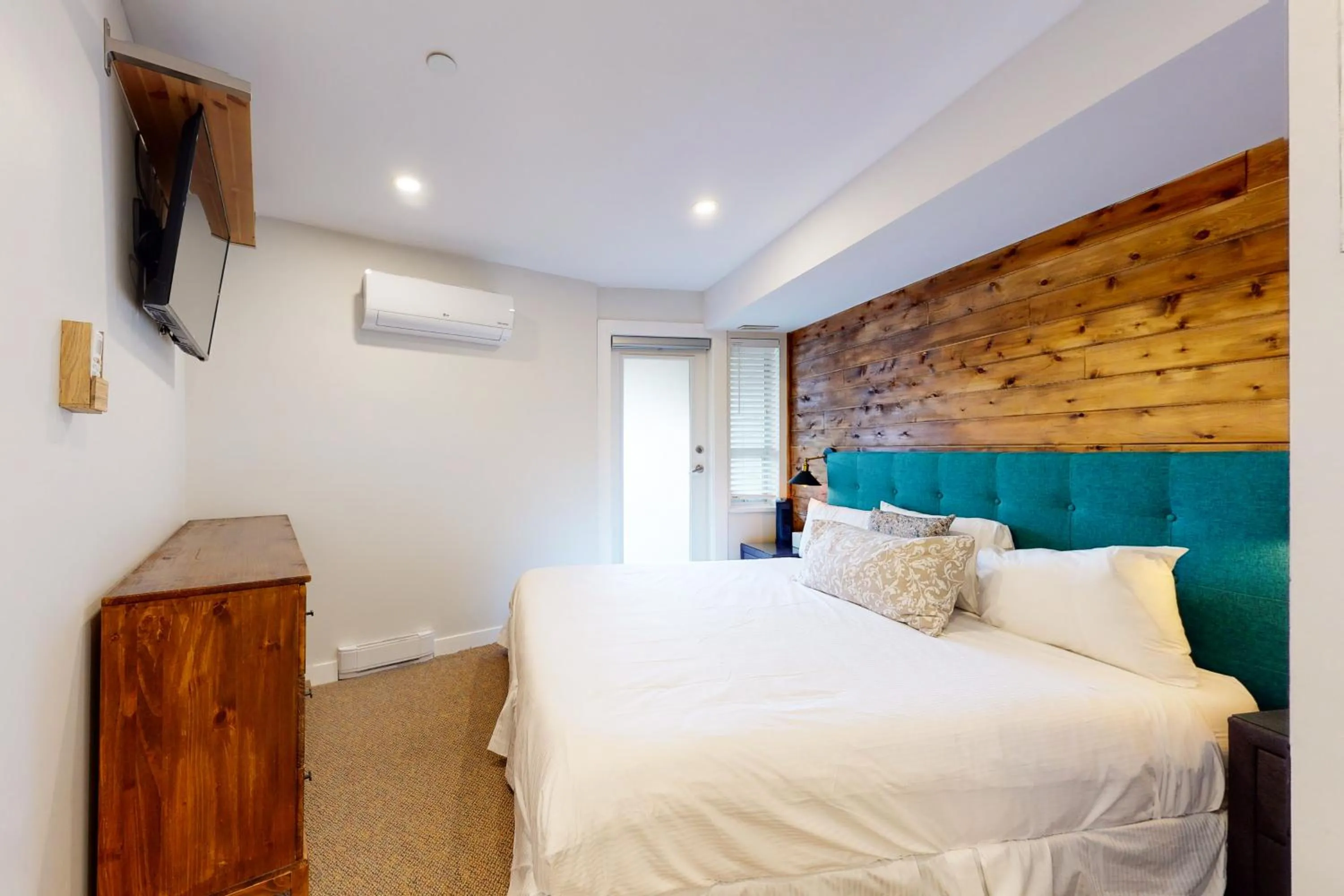 Bed in Marketplace Lodge