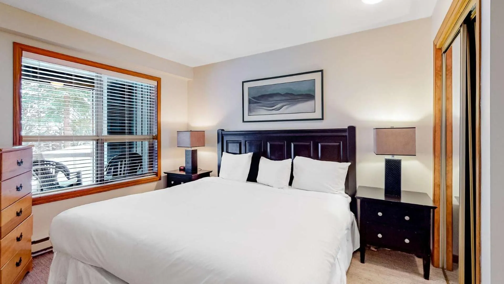 Bed in Marketplace Lodge