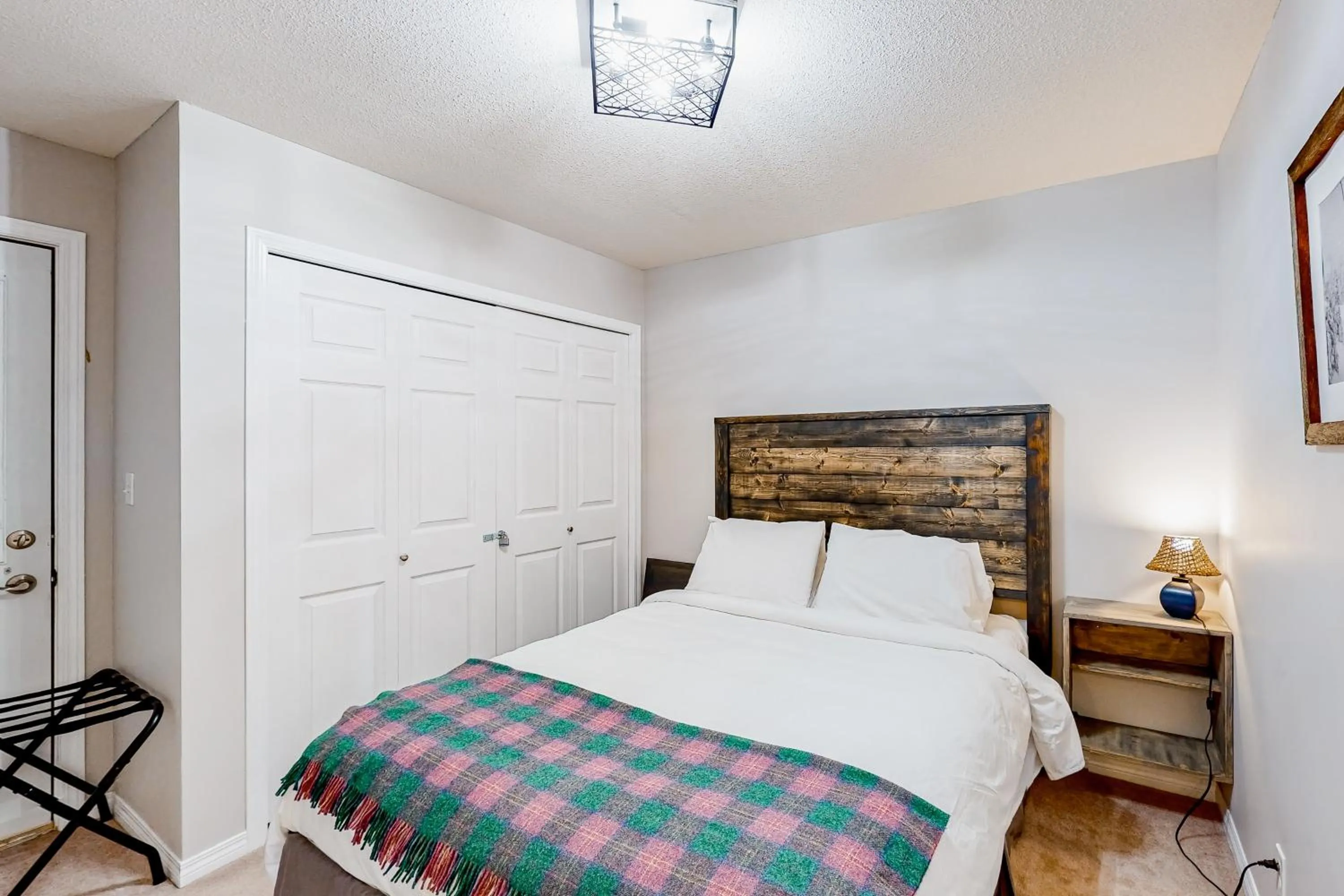 Bed in Marketplace Lodge