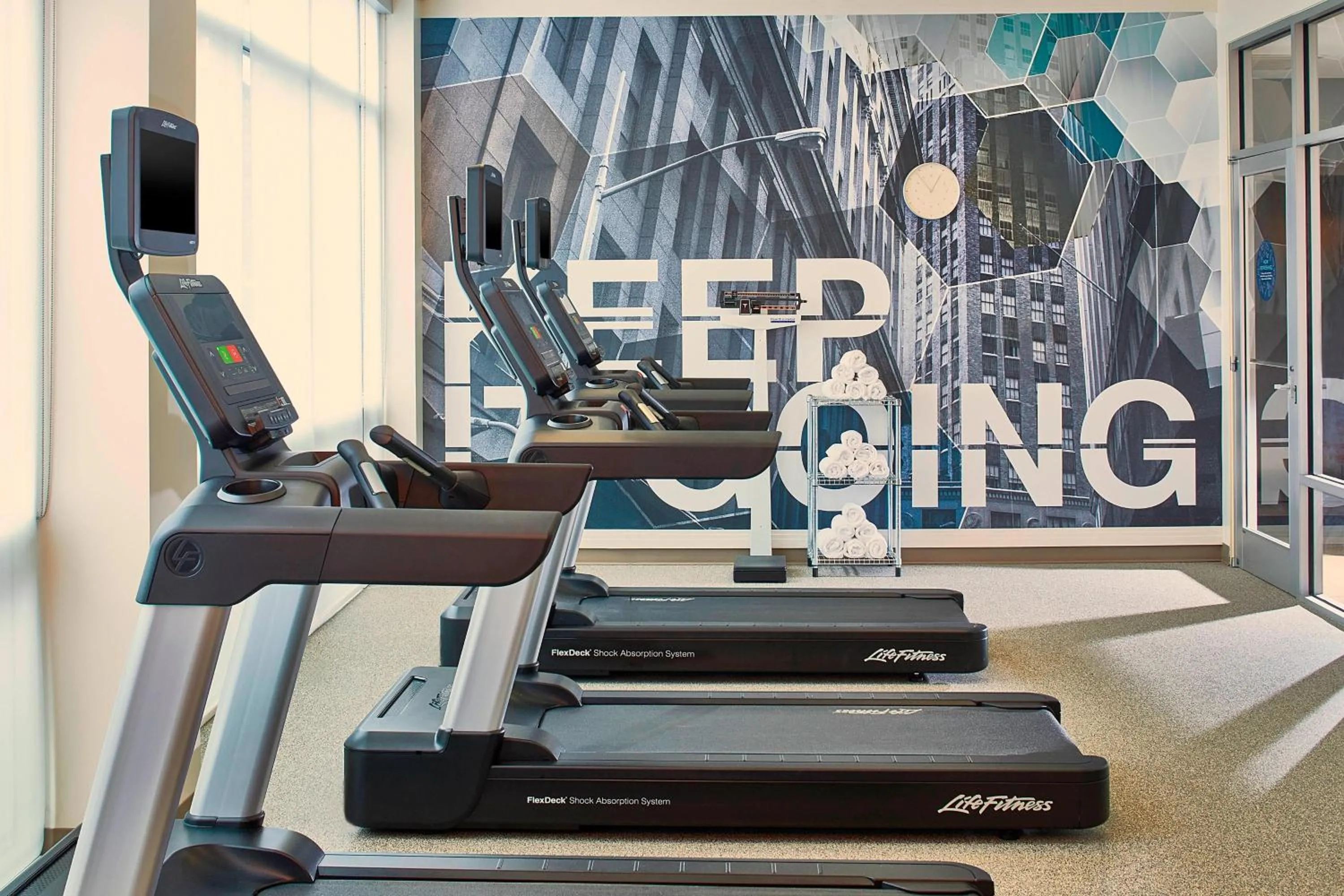 Fitness centre/facilities in SpringHill Suites by Marriott Atlanta Airport Gateway