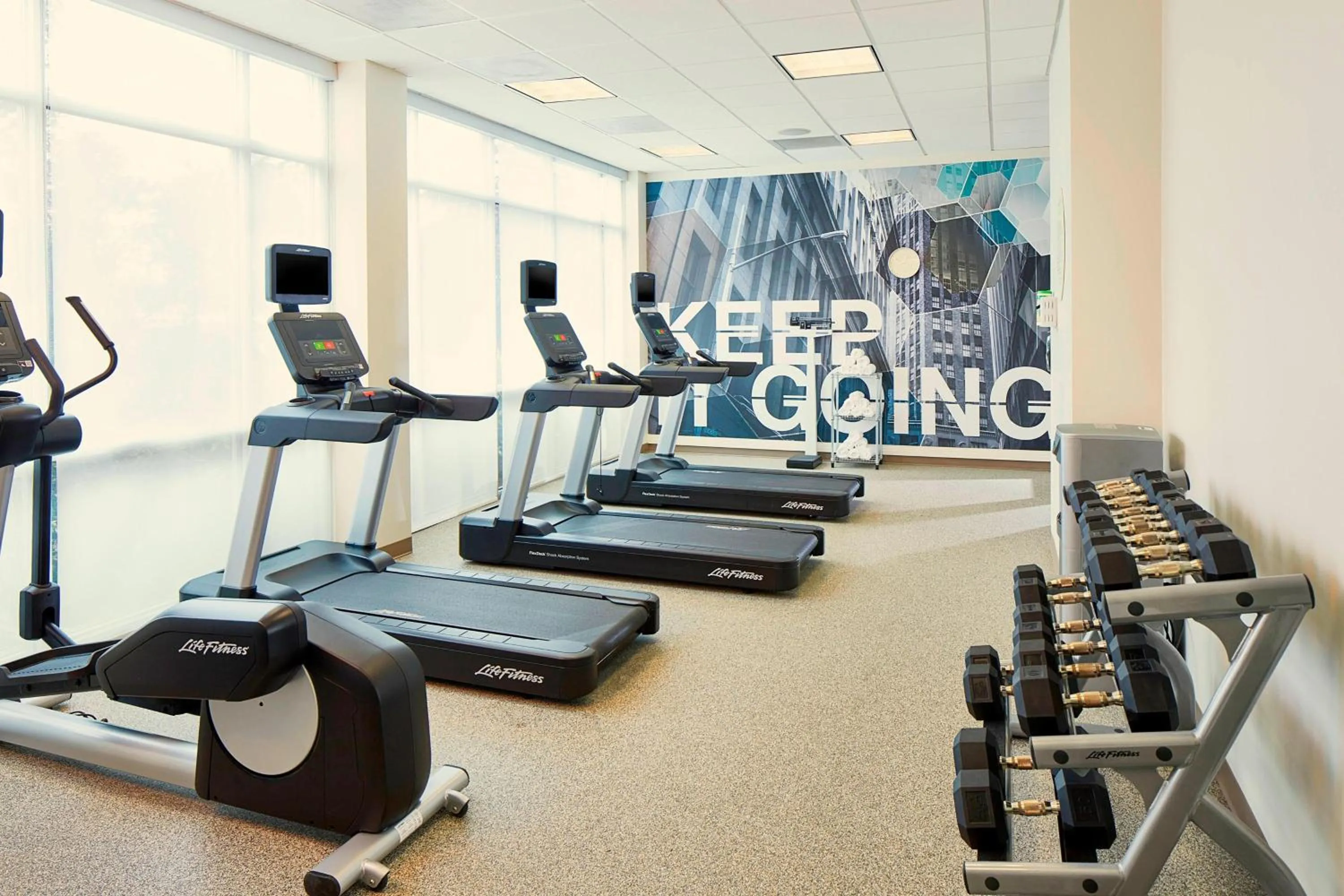 Fitness centre/facilities in SpringHill Suites by Marriott Atlanta Airport Gateway