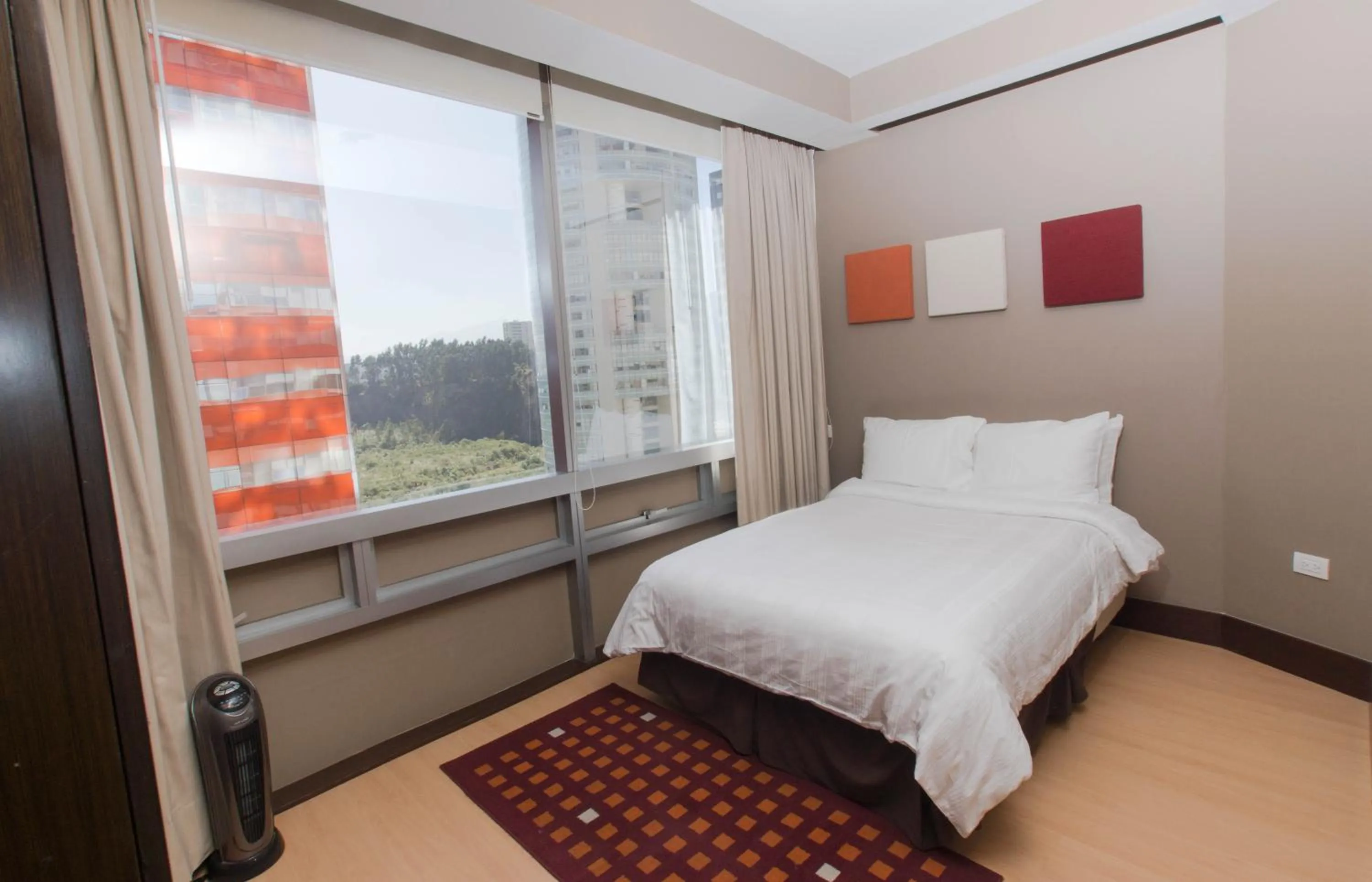 Bedroom, Bed in Hausuites