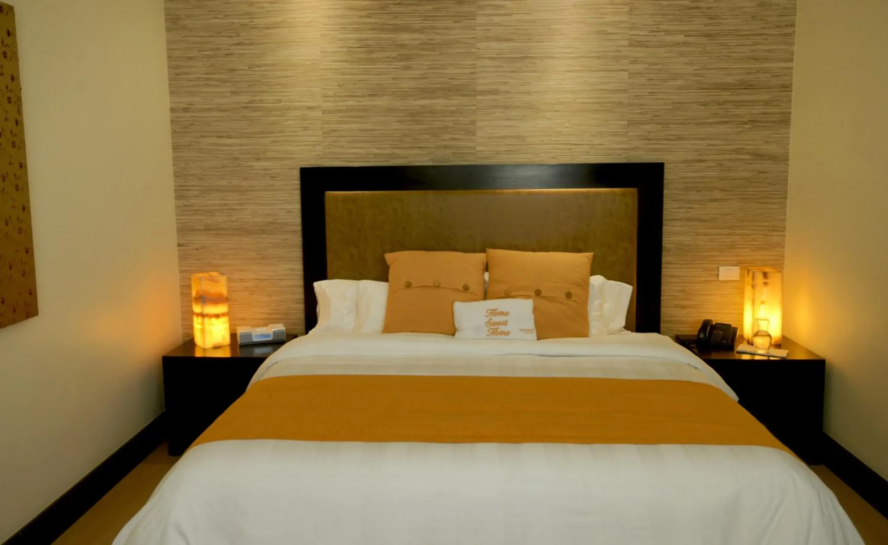 Standard Suite in Hausuites Standard Suite in Hausuites