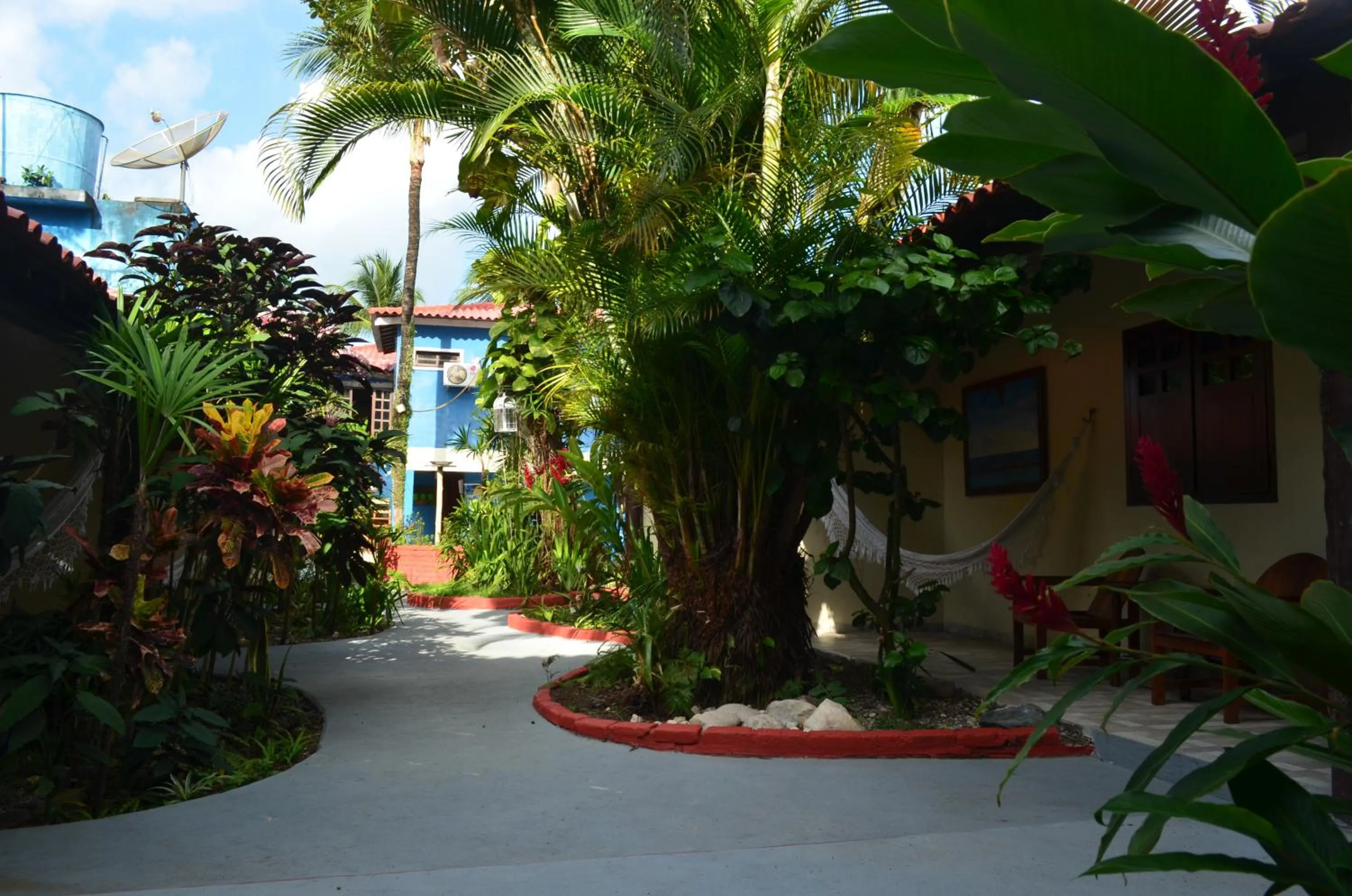 Inner courtyard view in Pousada Fragata - Arraial D Ajuda - Melhor Localização e Atendimento