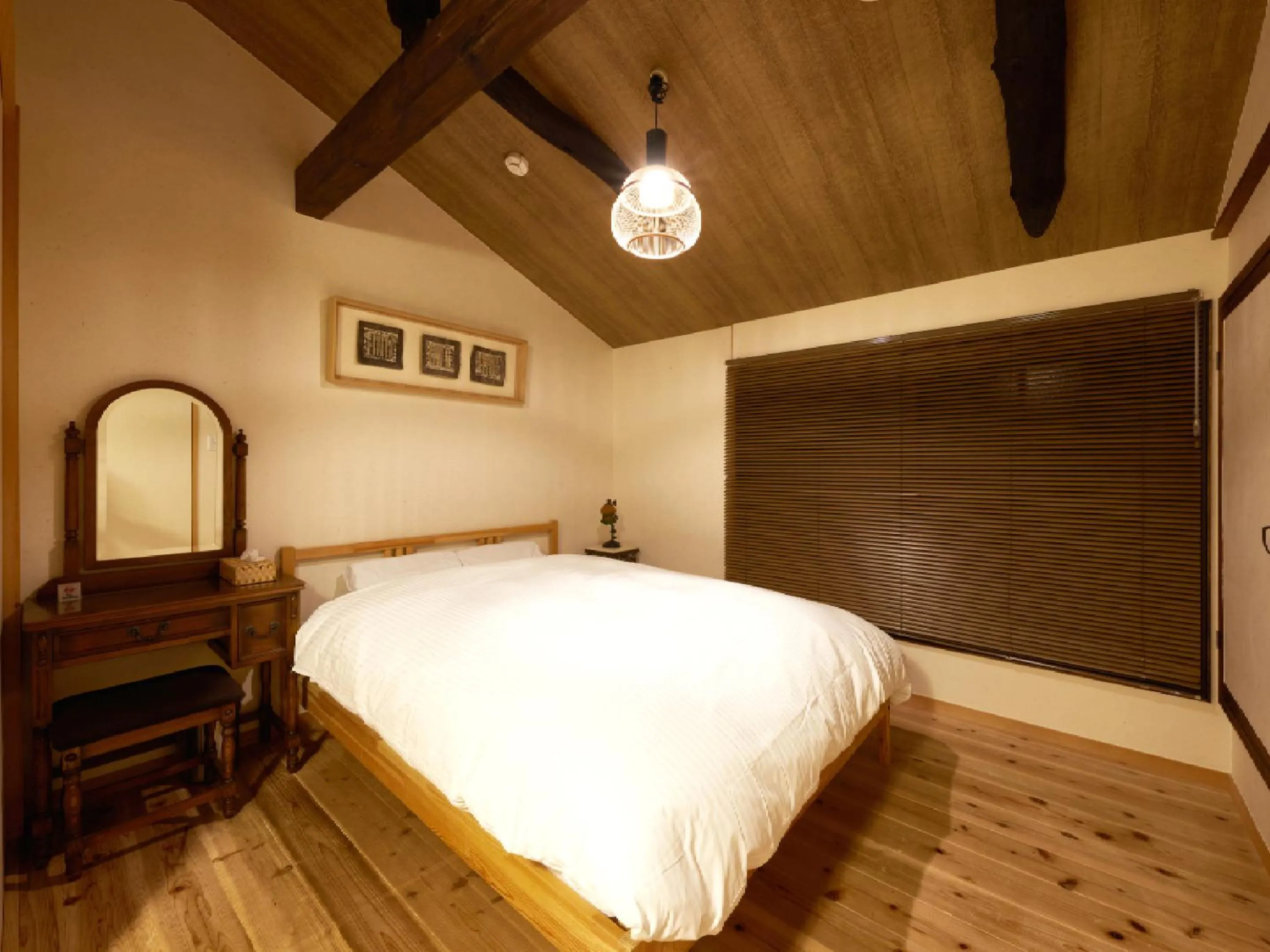 Bedroom in Kyomachiya Higashiyama Sanjo Kanau