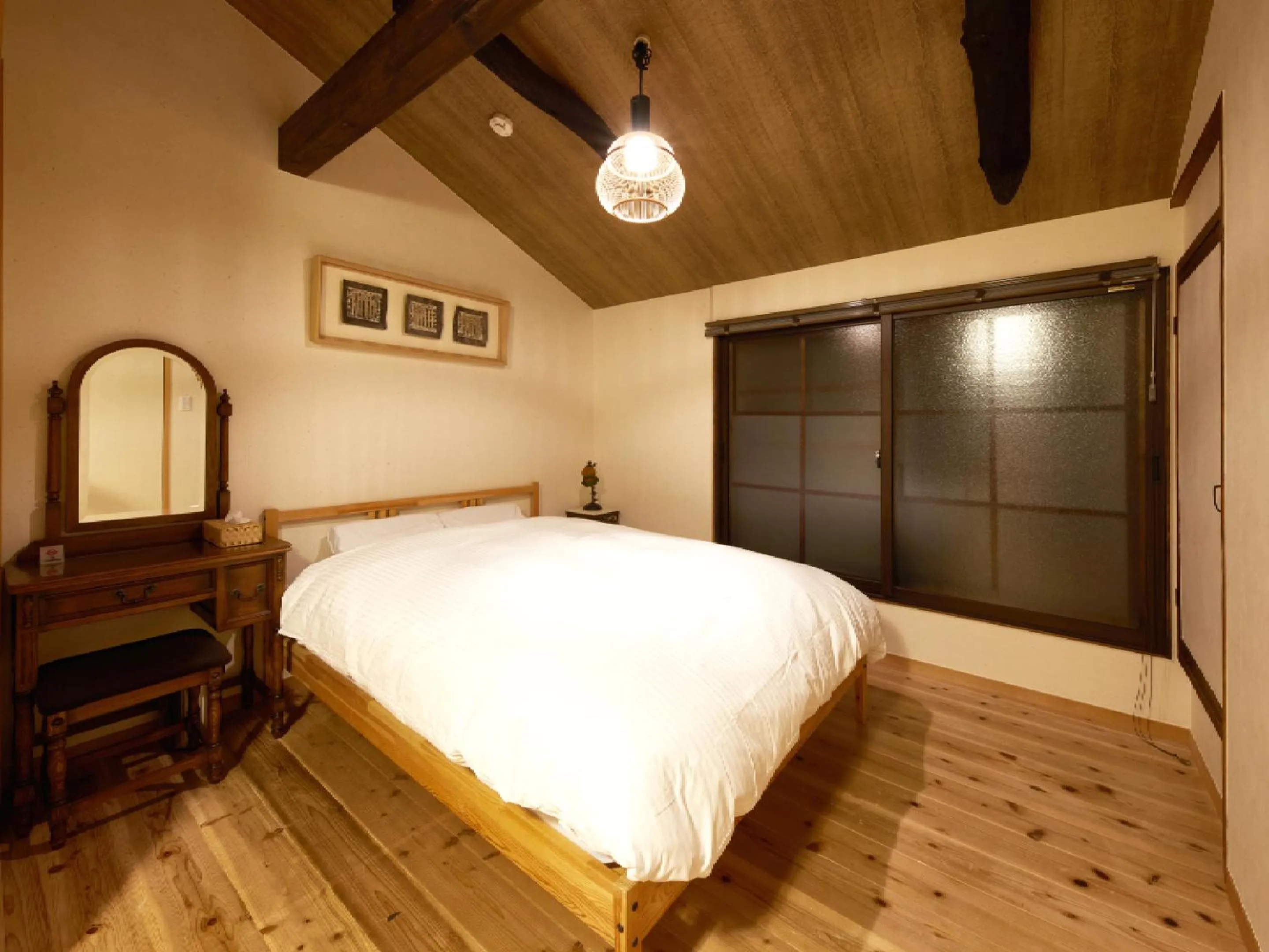Bedroom in Kyomachiya Higashiyama Sanjo Kanau
