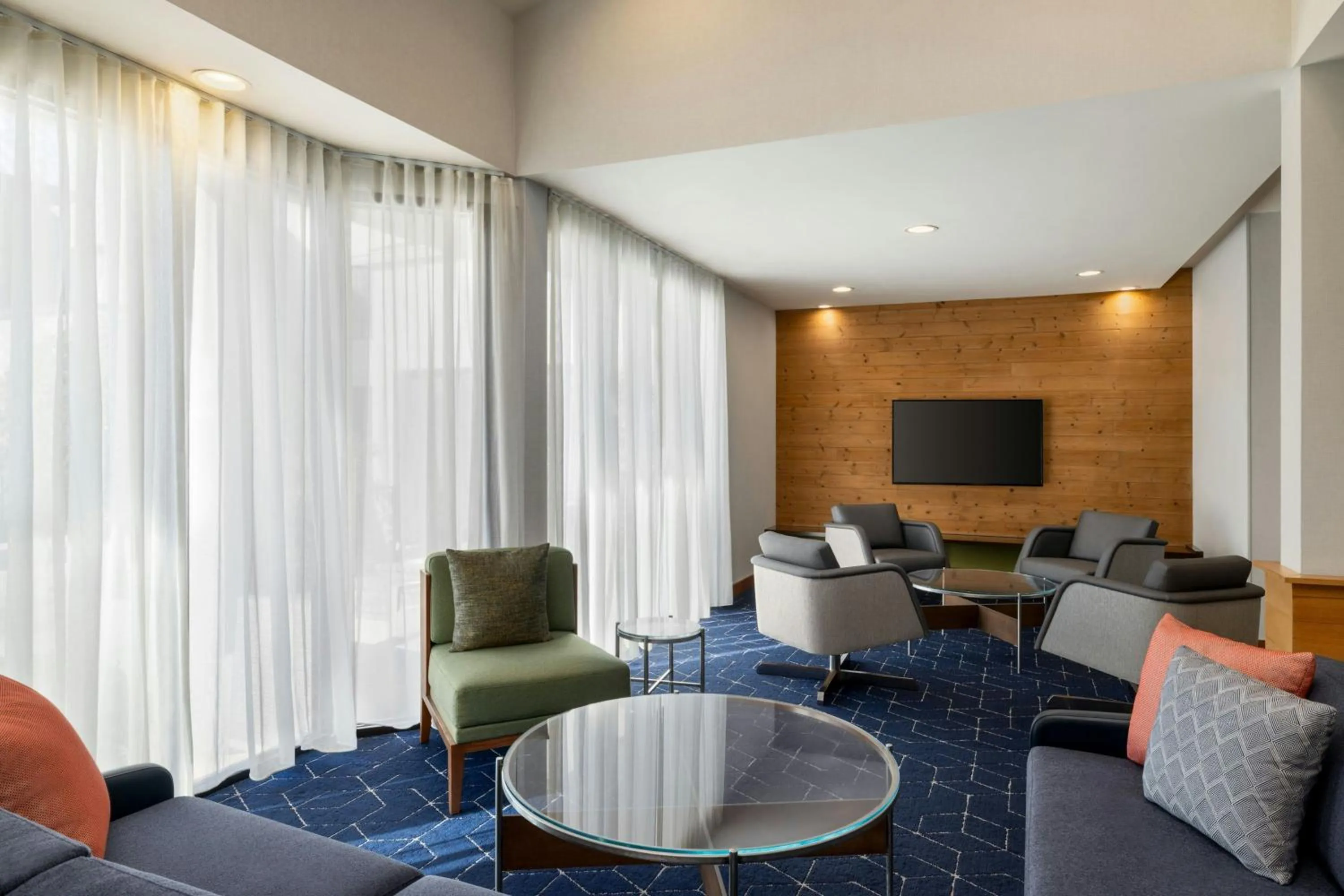 Lobby or reception in Courtyard by Marriott Atlanta Northlake