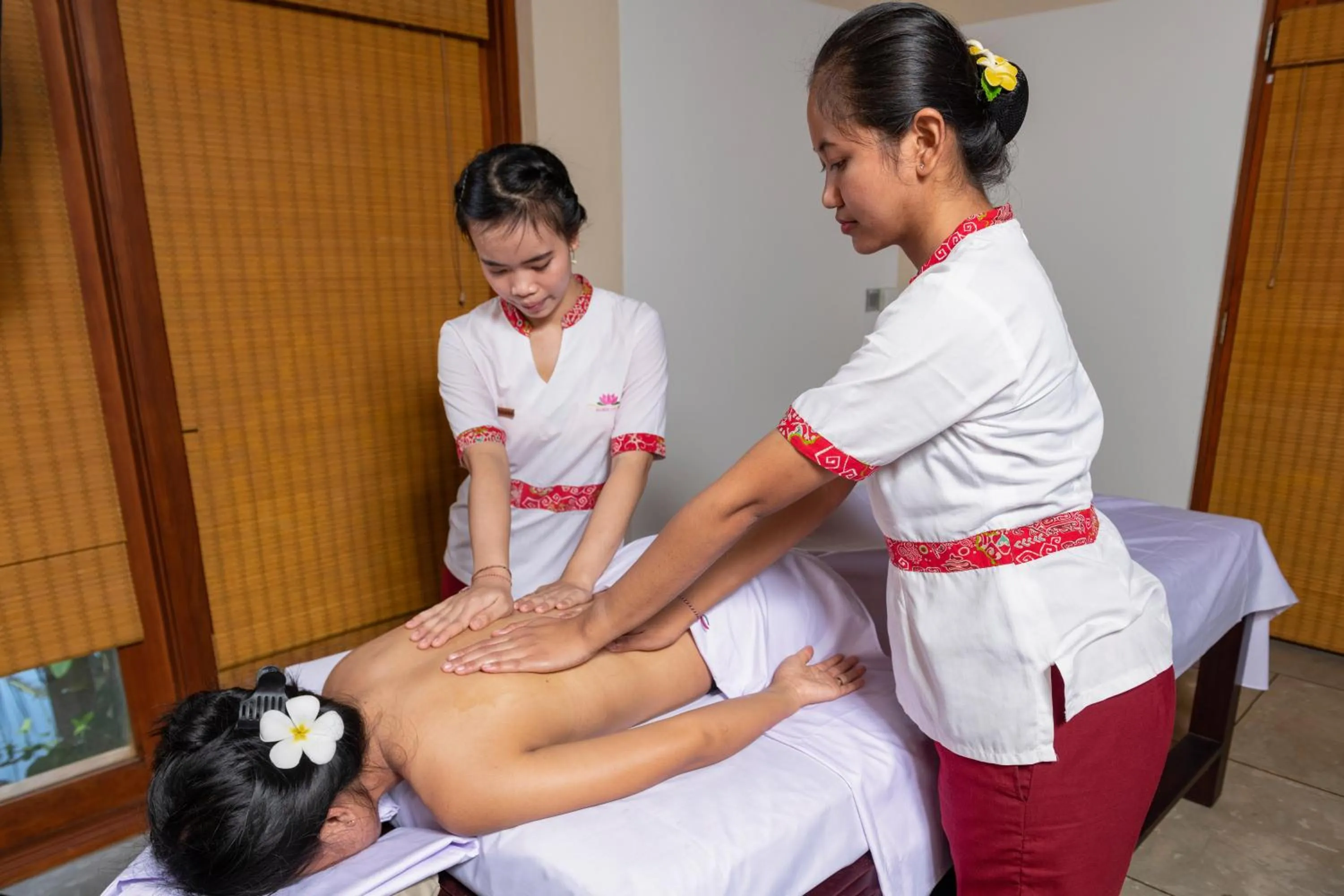 Massage in Clove Beach Wadduwa
