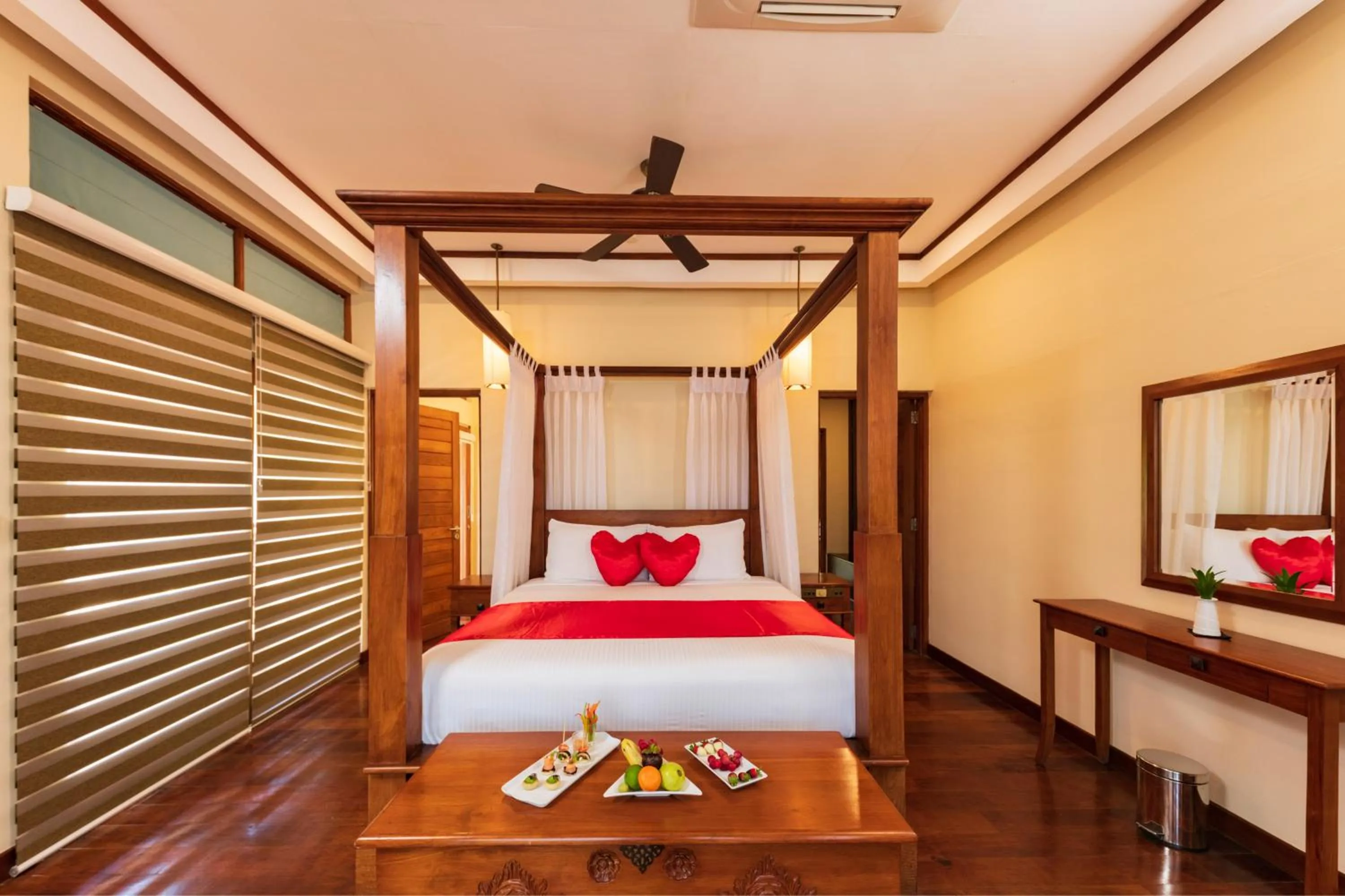 Bed in Clove Beach Wadduwa