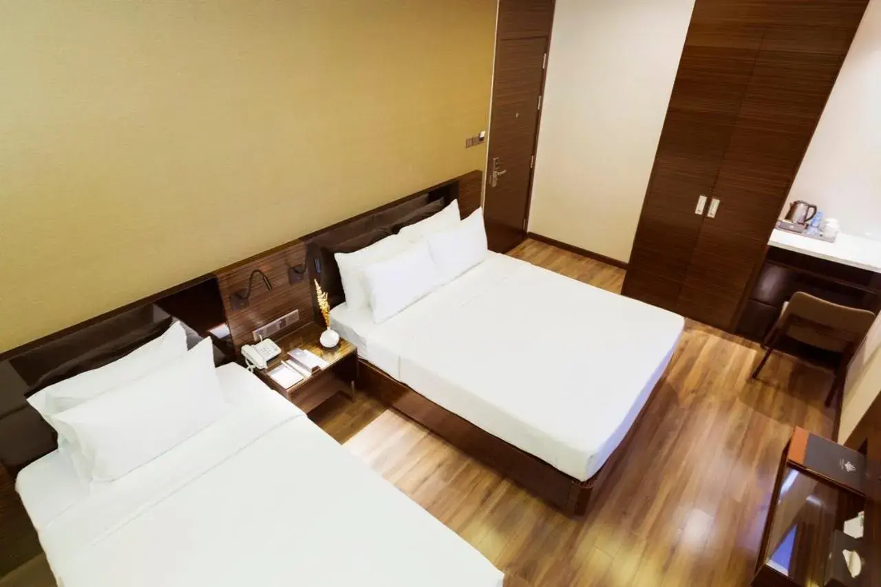 Bed in Queen Ann Hotel Bed in Queen Ann Hotel