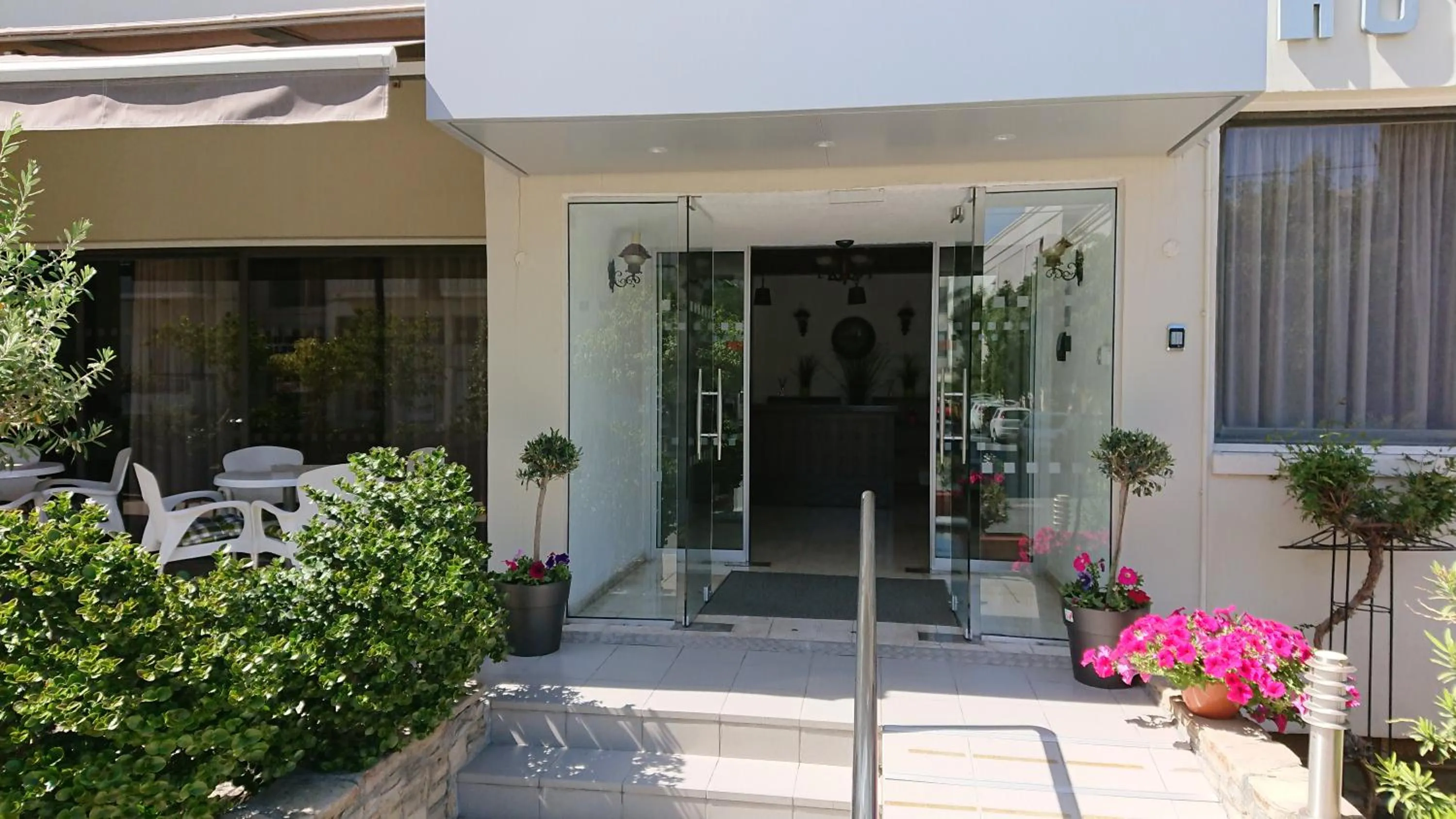 Facade/entrance in Lordos Hotel Apts Limassol