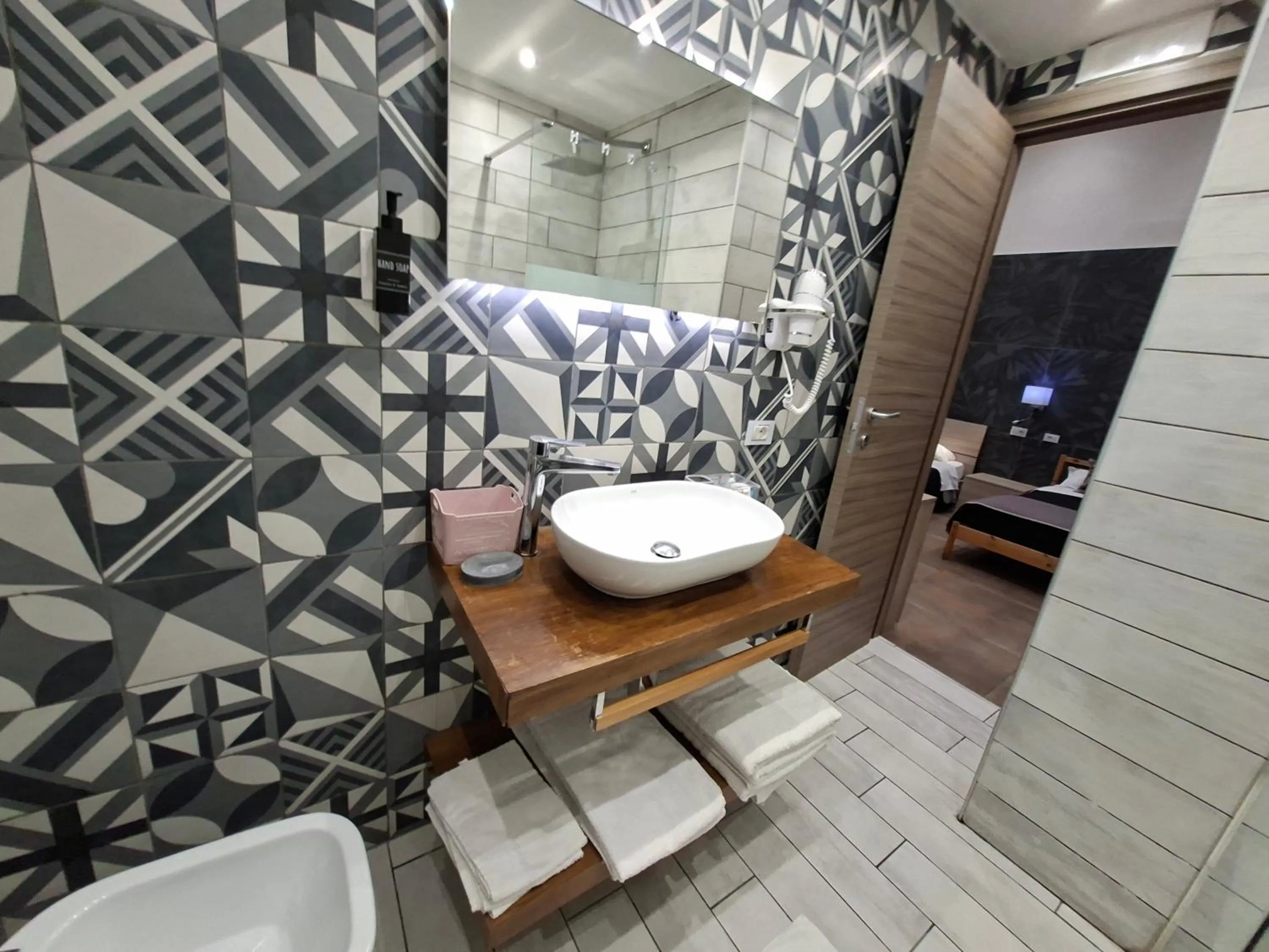 Bathroom in El Corazon de Napoles, Elegante Suite nel Centro Storico di Napoli