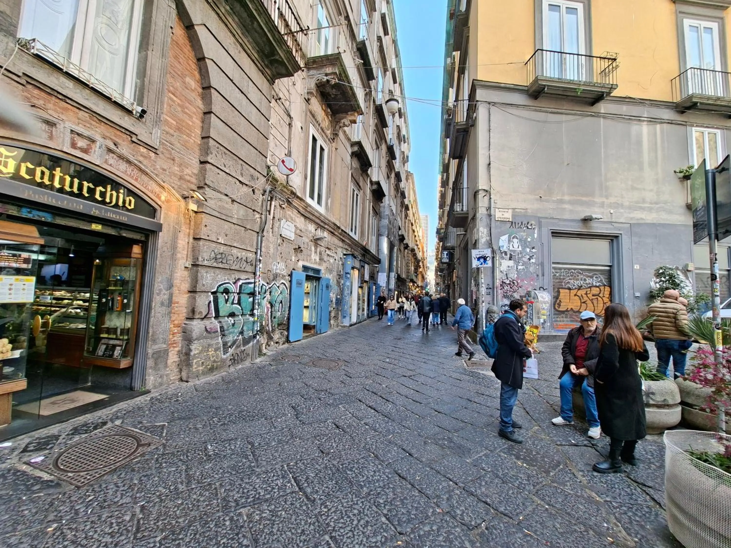 Neighbourhood in El Corazon de Napoles, Elegante Suite nel Centro Storico di Napoli