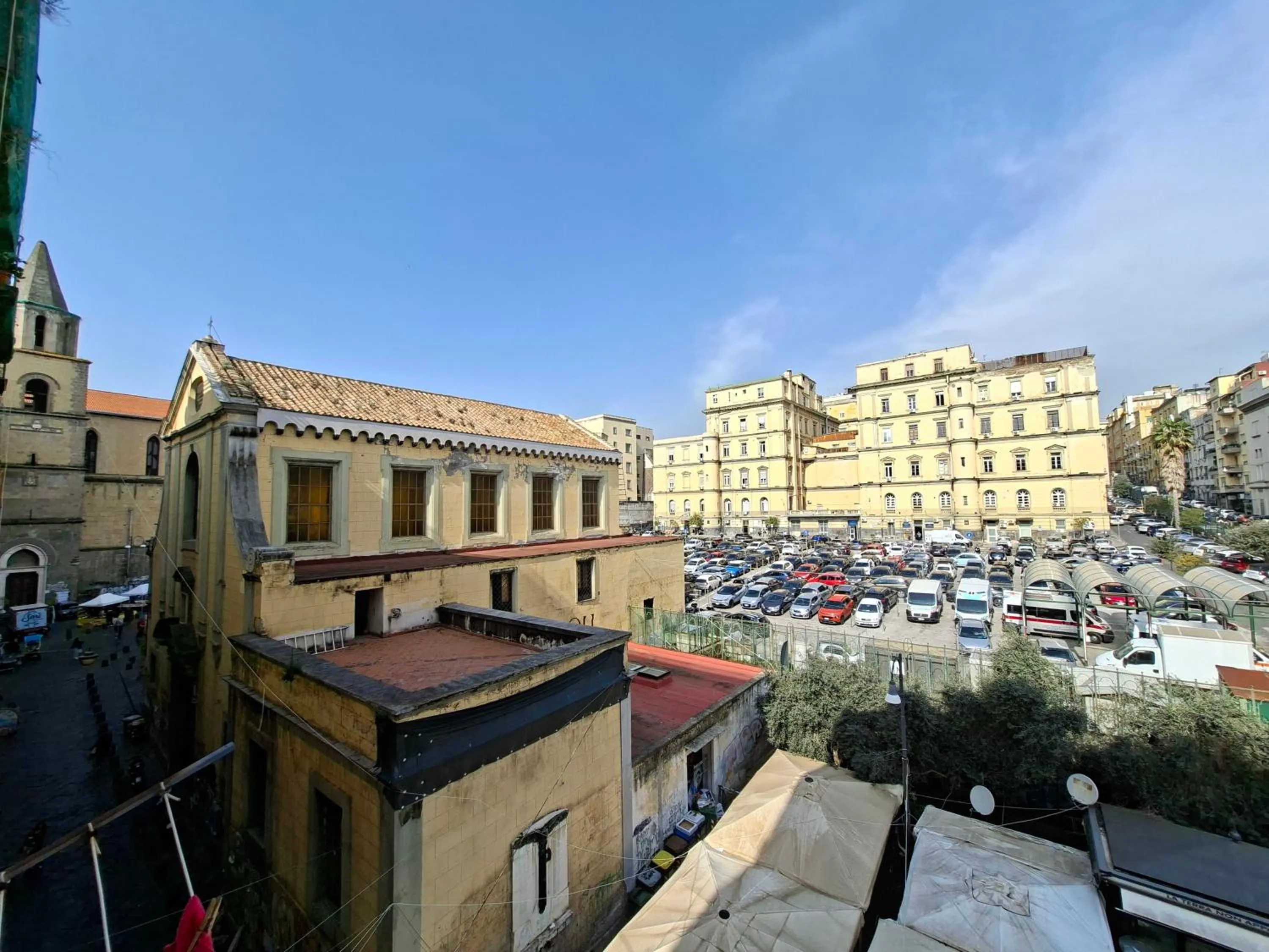 Neighbourhood in El Corazon de Napoles, Elegante Suite nel Centro Storico di Napoli