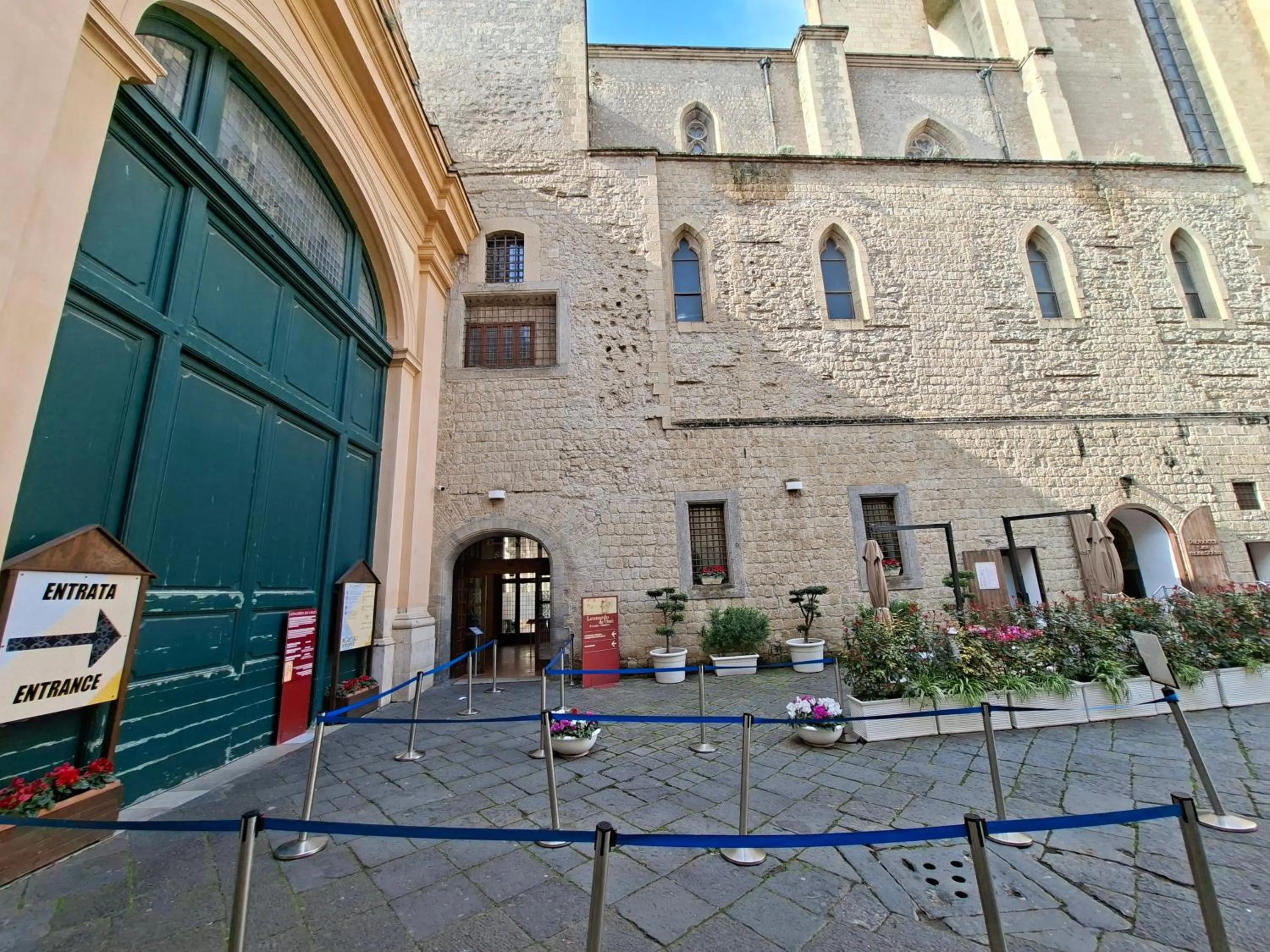 Nearby landmark in El Corazon de Napoles, Elegante Suite nel Centro Storico di Napoli