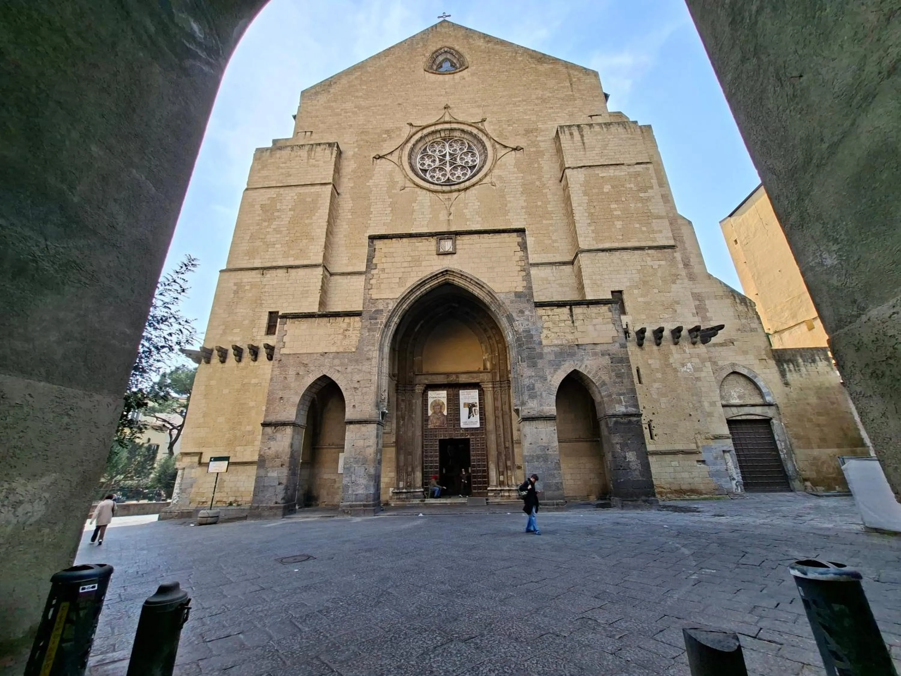 Landmark view in El Corazon de Napoles, Elegante Suite nel Centro Storico di Napoli