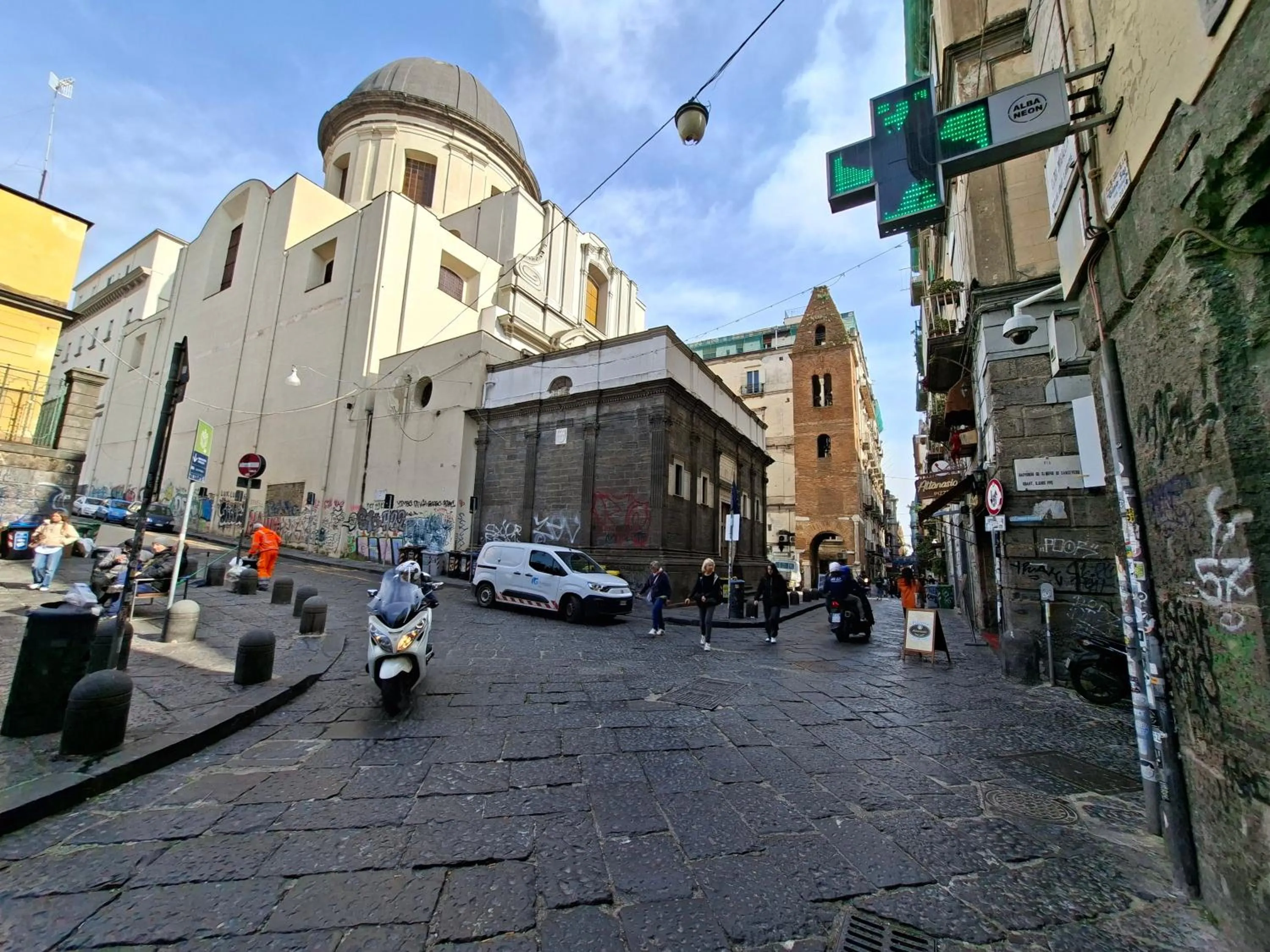 Neighbourhood in El Corazon de Napoles, Elegante Suite nel Centro Storico di Napoli