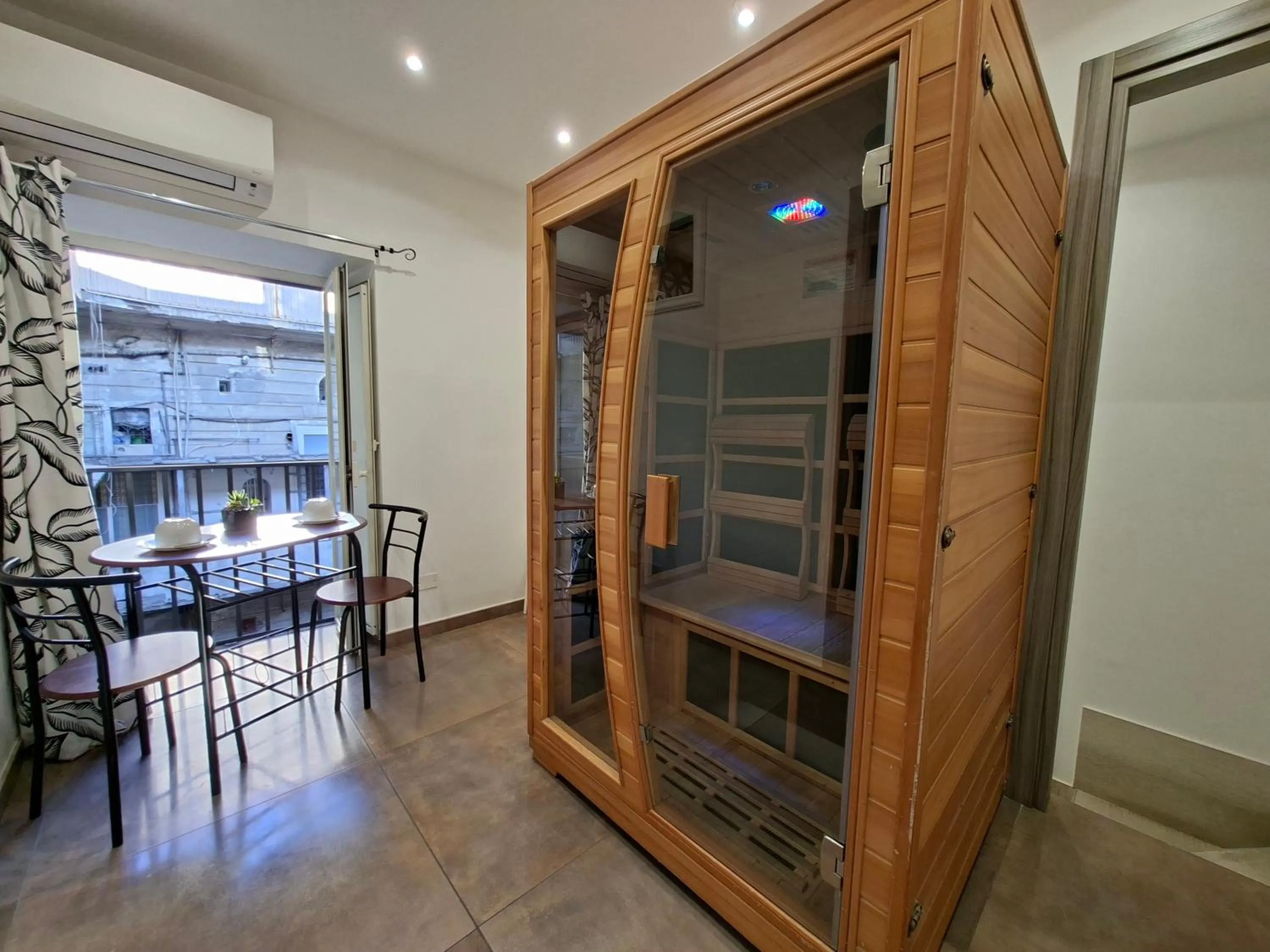 Sauna in El Corazon de Napoles, Elegante Suite nel Centro Storico di Napoli